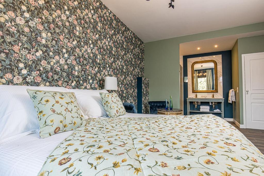 Premium Room - Photo 5
