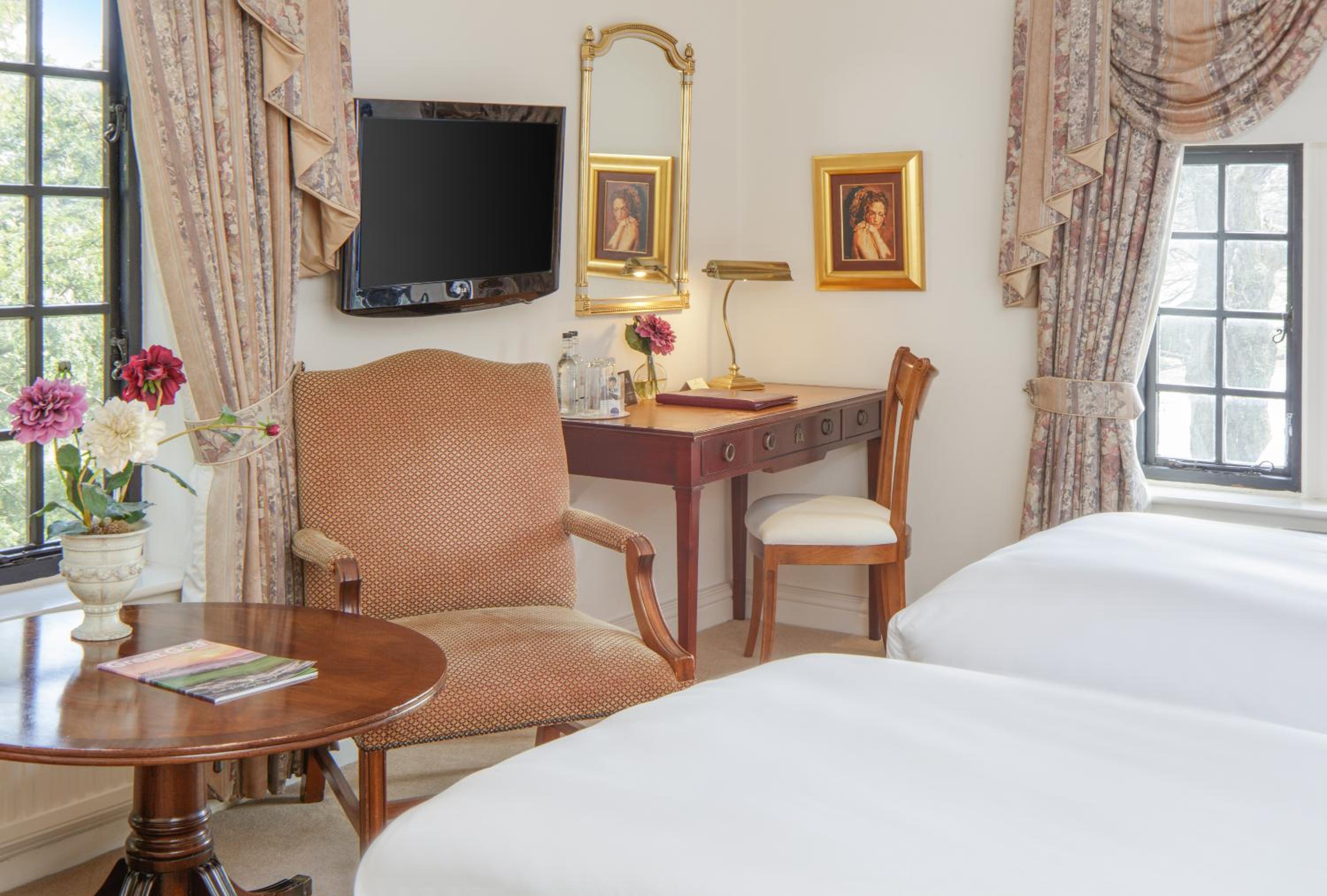 Standard Twin Room - Photo 1