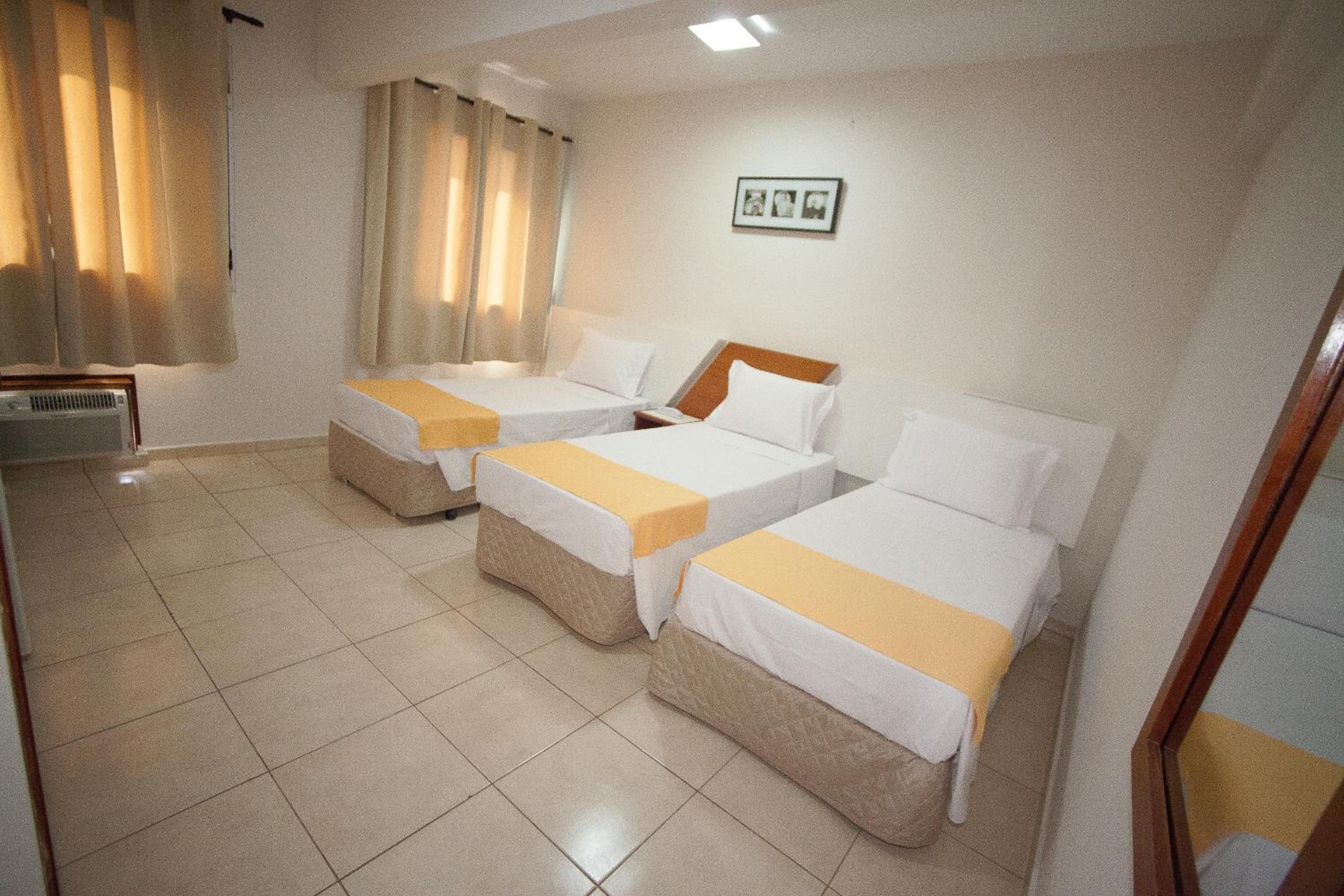Standard Triple Room - Photo 2