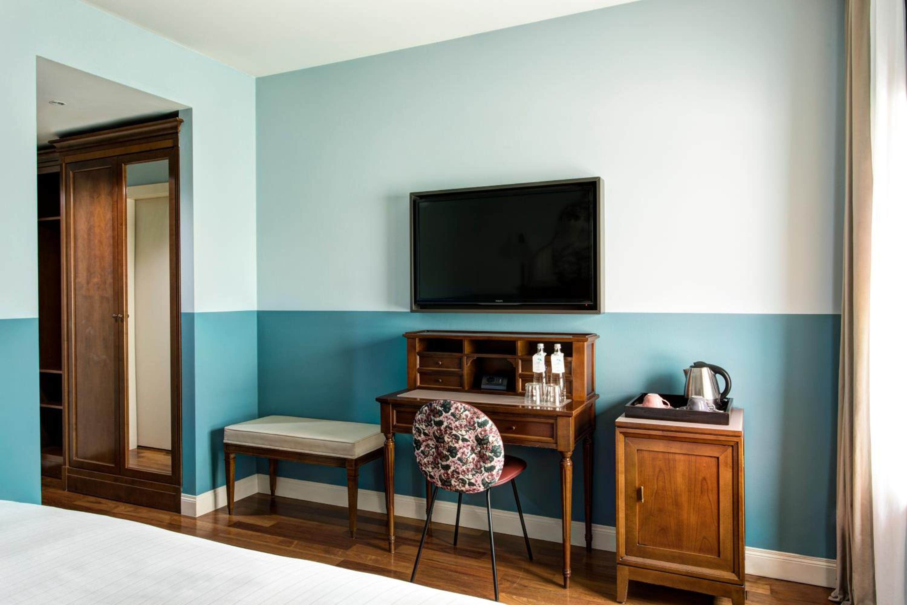 Premium Room thumbnail 6
