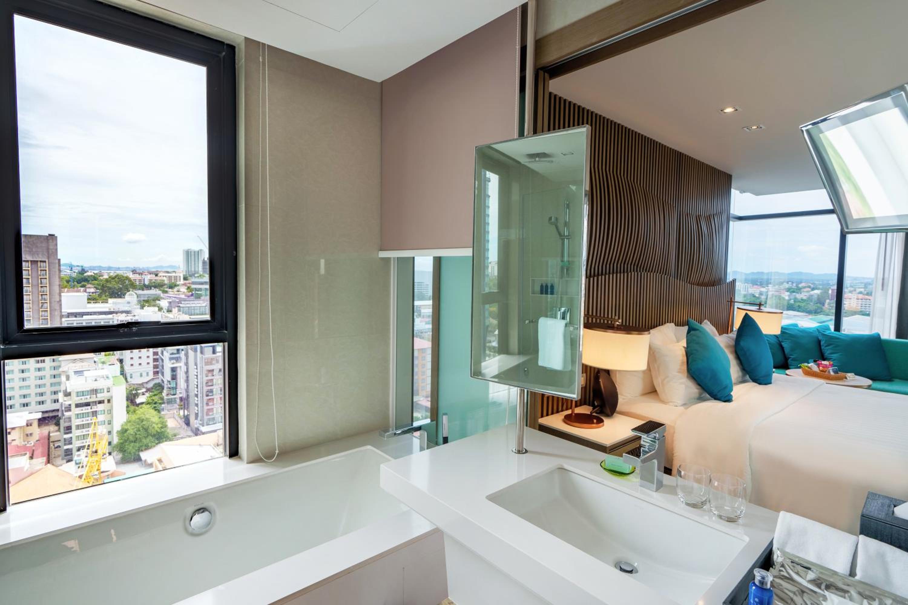 room photo