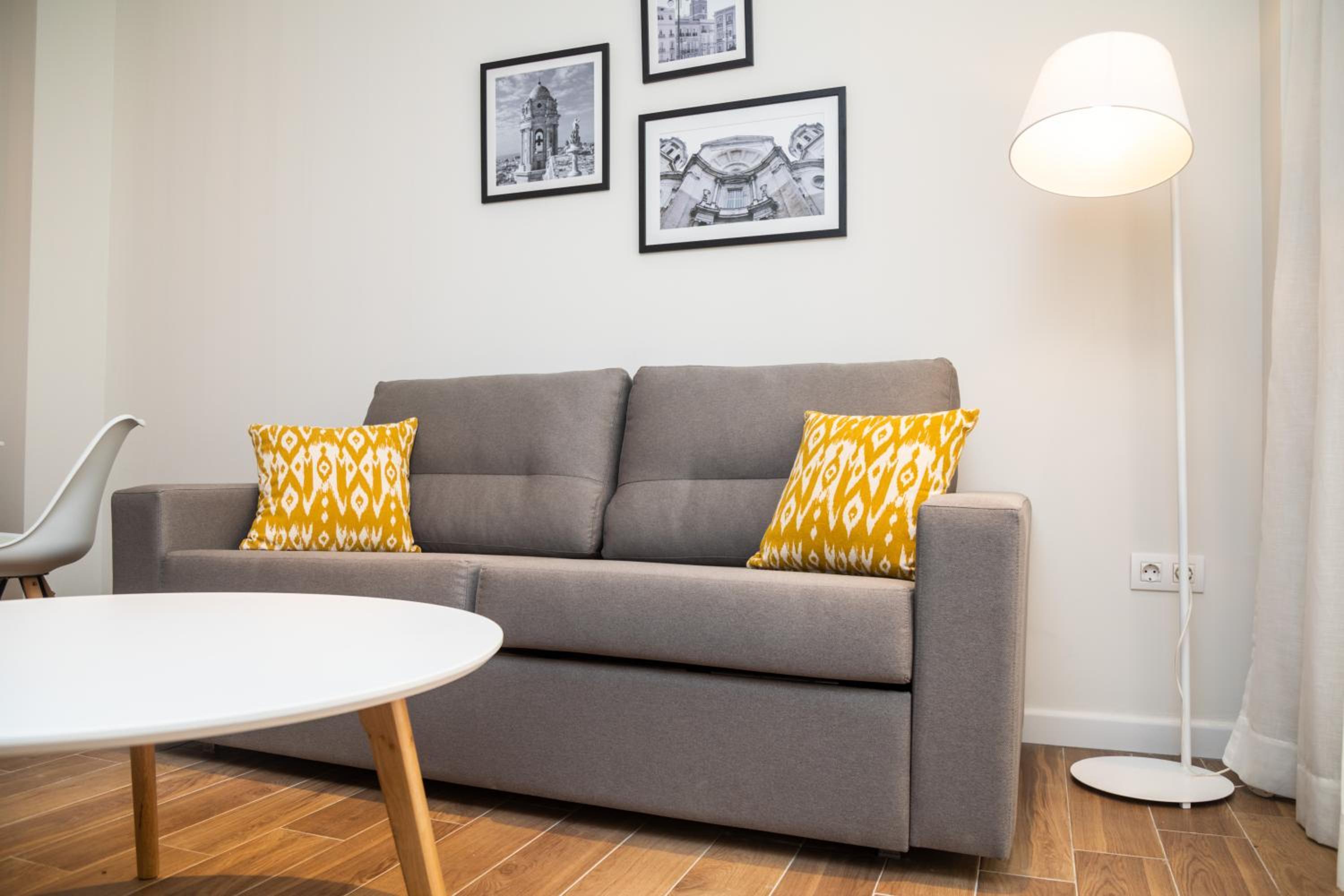 Two-Bedroom Apartment - Photo 9