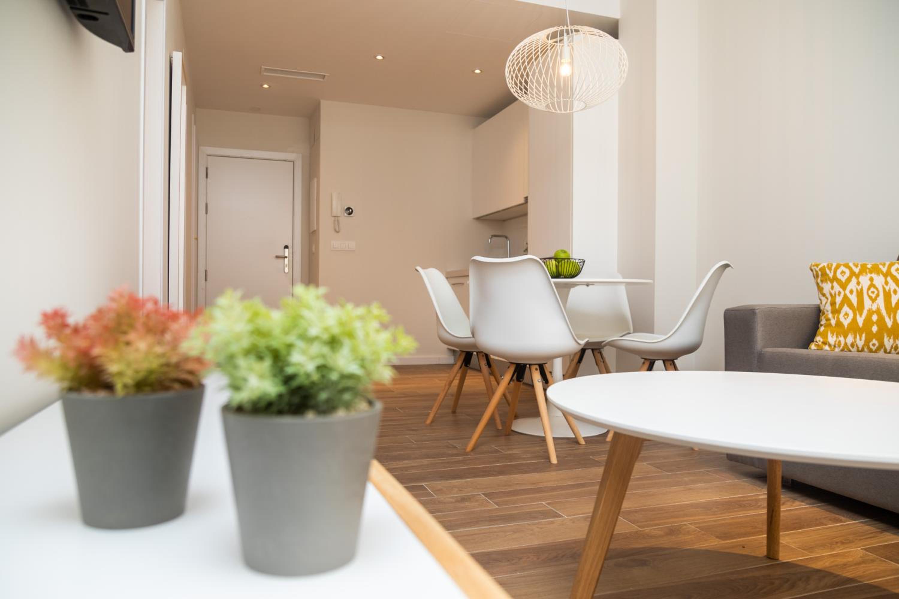 Two-Bedroom Apartment - Photo 8