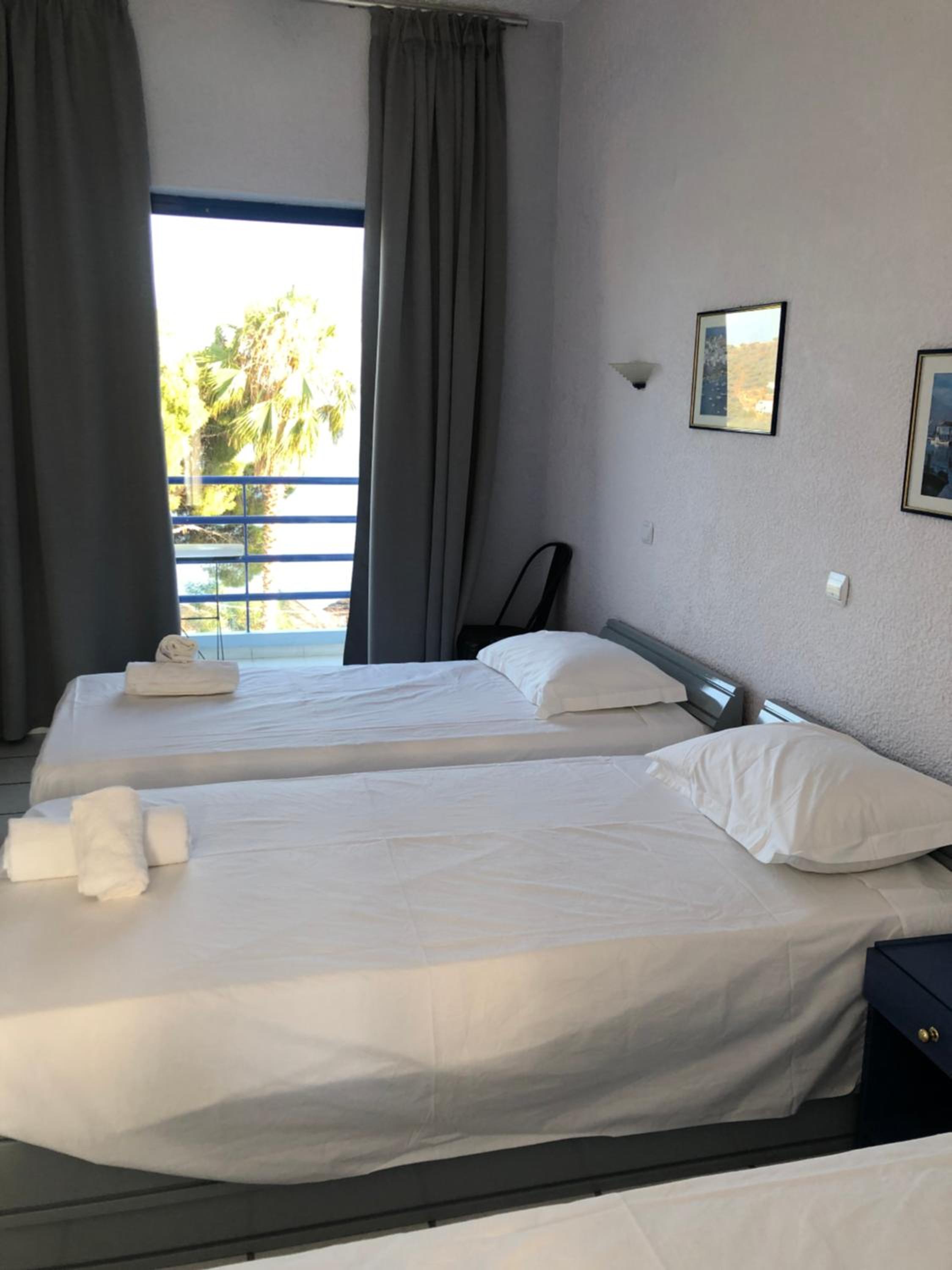 Double Room with Balcony and Sea View photo 1