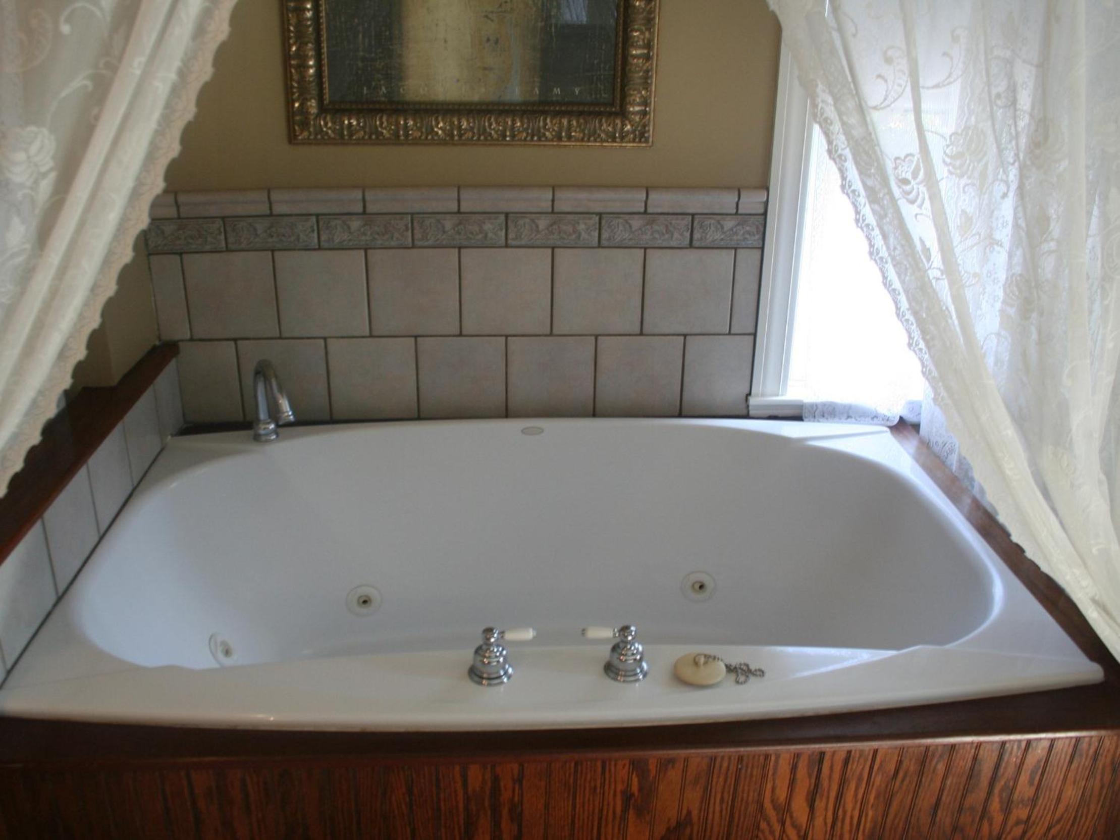 Deluxe King Room photo 2