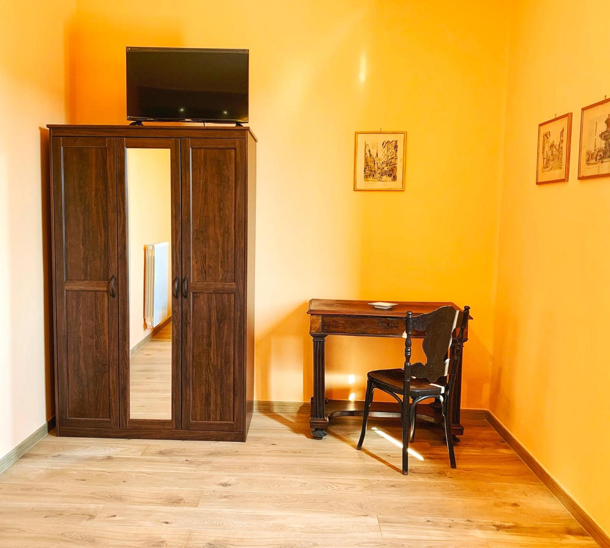 Deluxe Double Room with Extra Bed photo 1