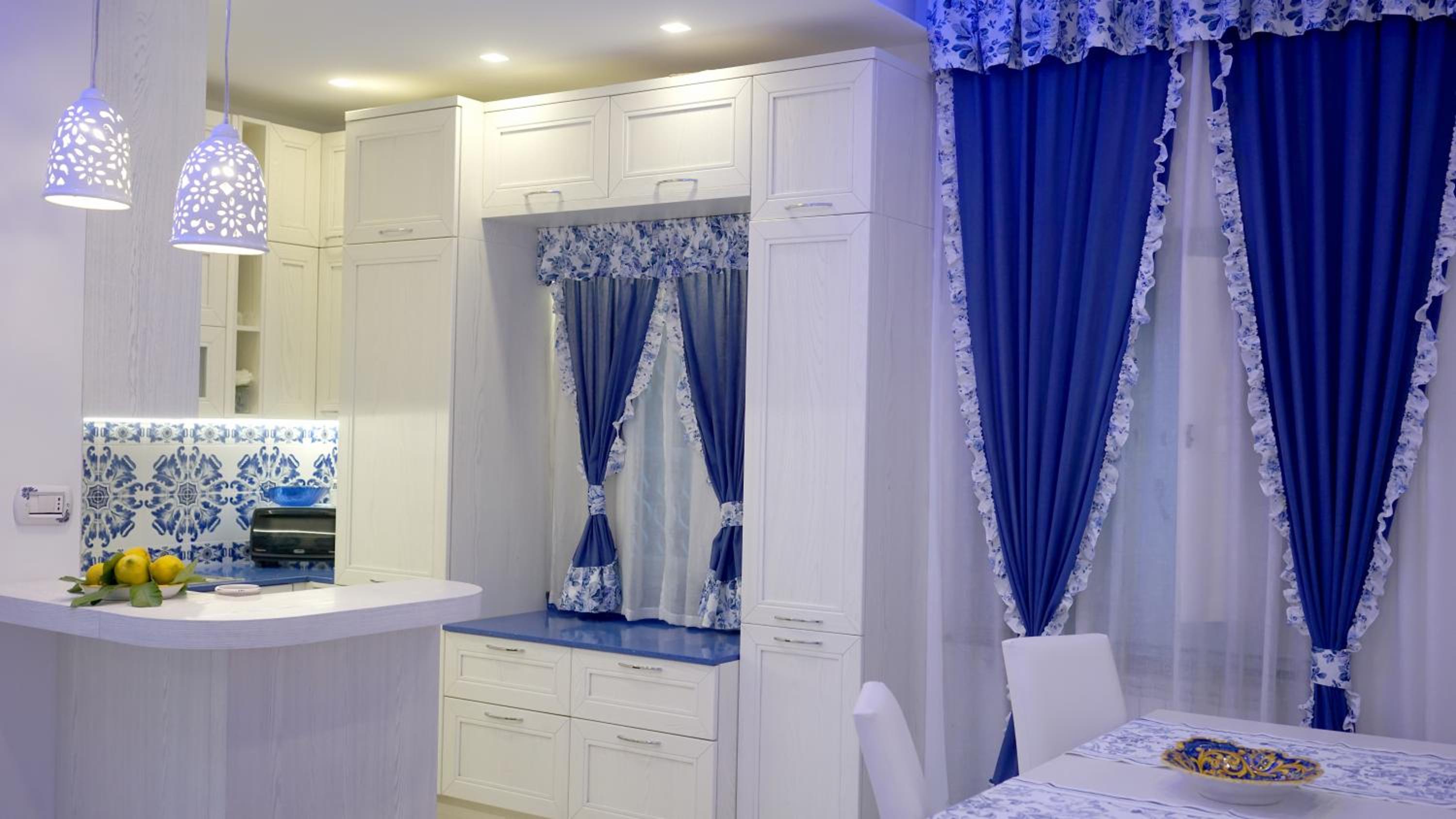 Deluxe Room - Photo 8
