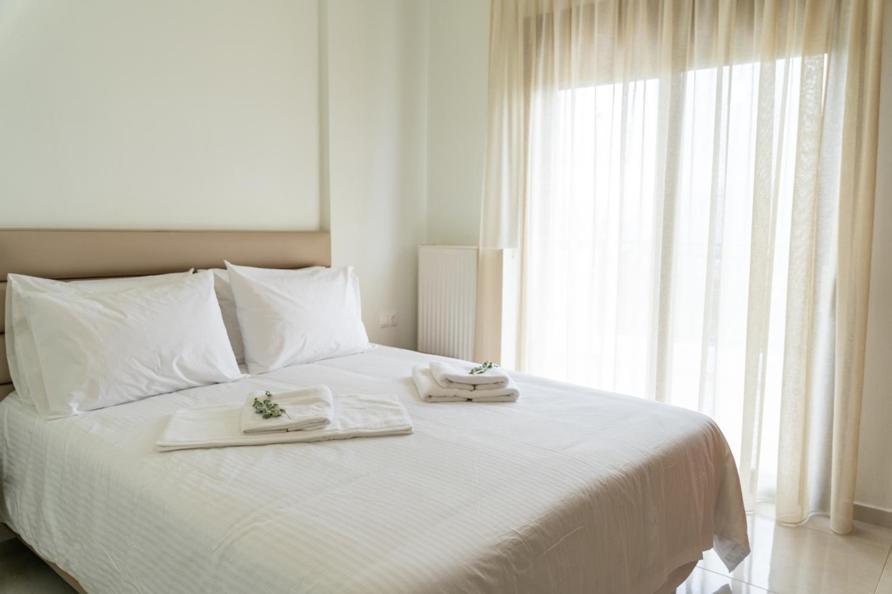Deluxe Quadruple Room - Photo 1