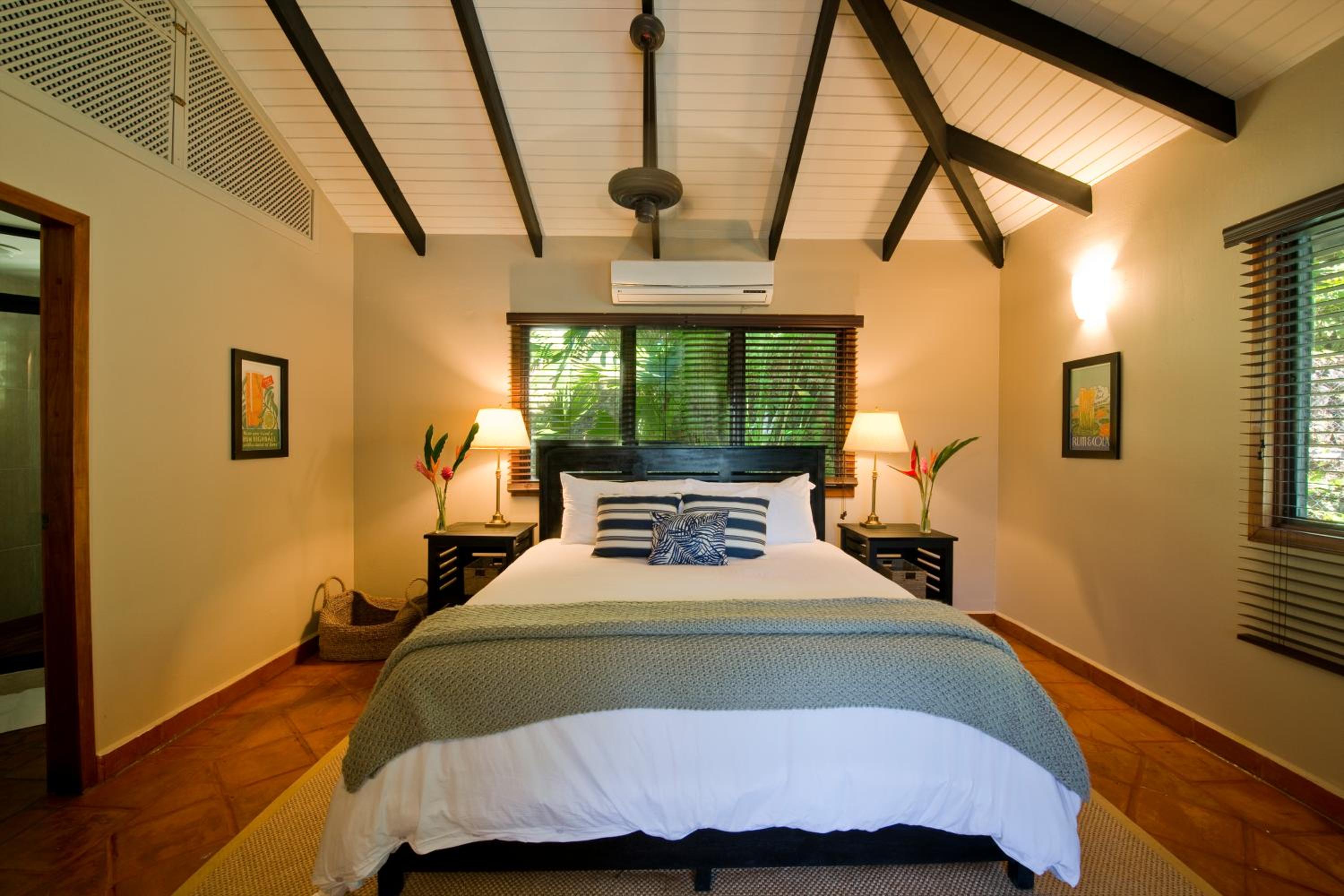 Villa with Private Pool photo 2