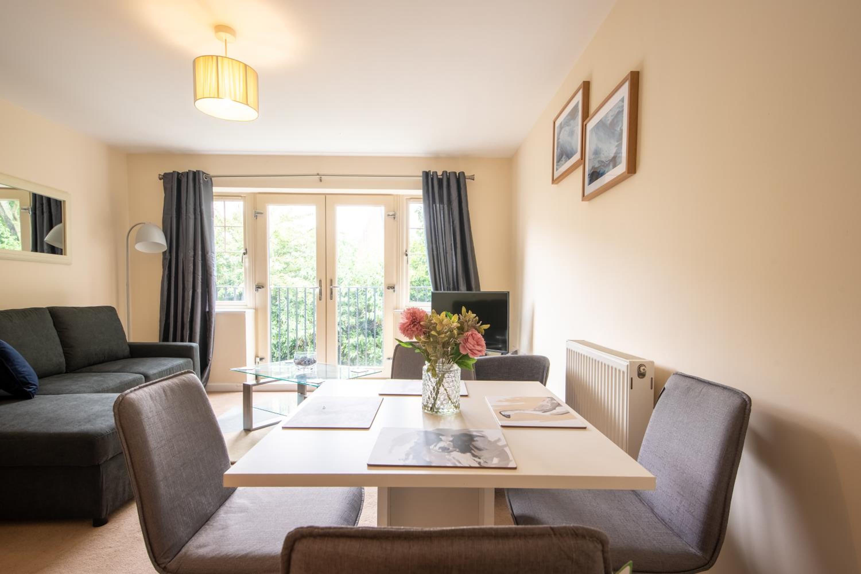 Two-Bedroom Apartment - Photo 12