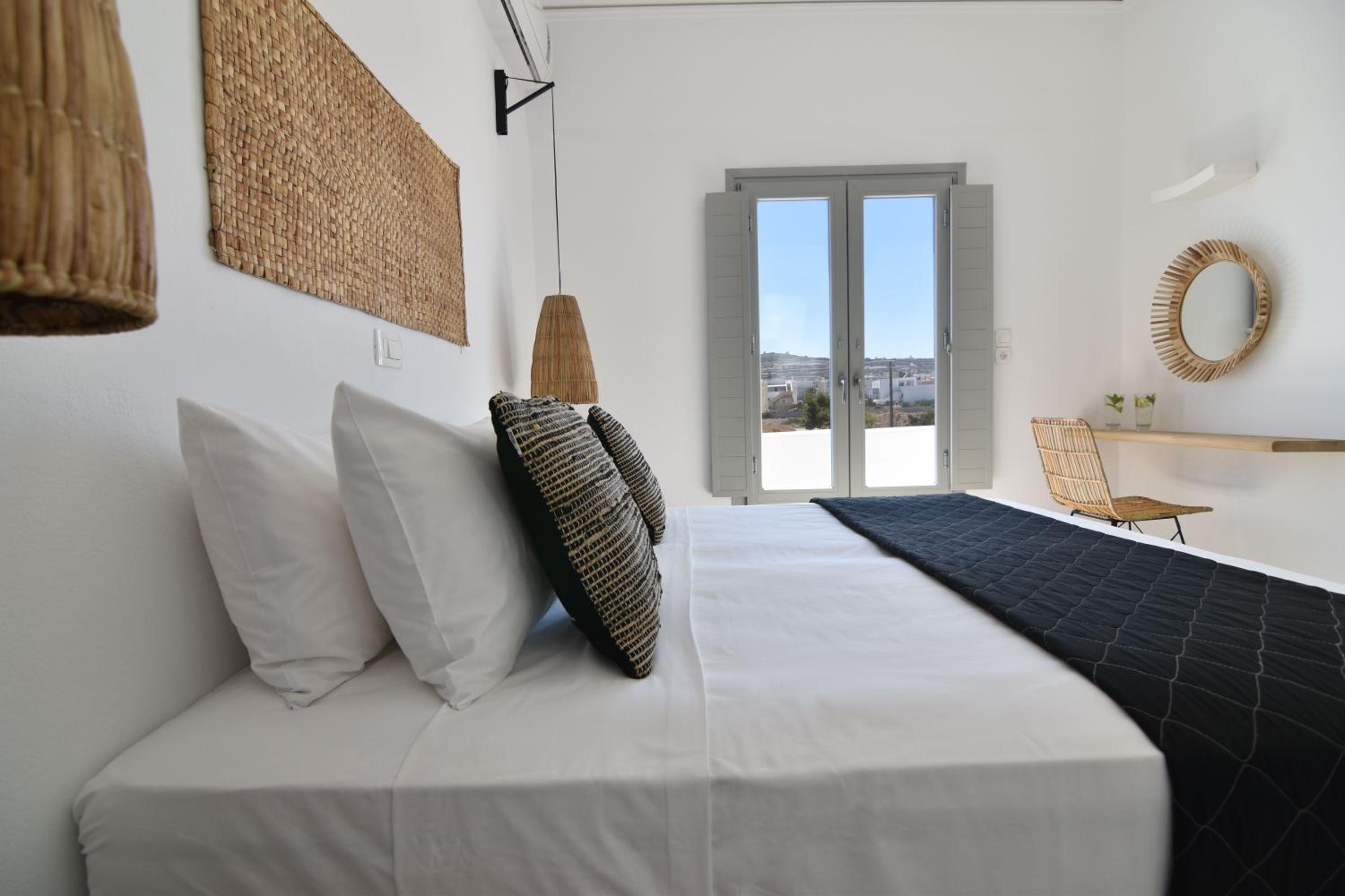 Double or Twin Room with Garden View - Photo 8