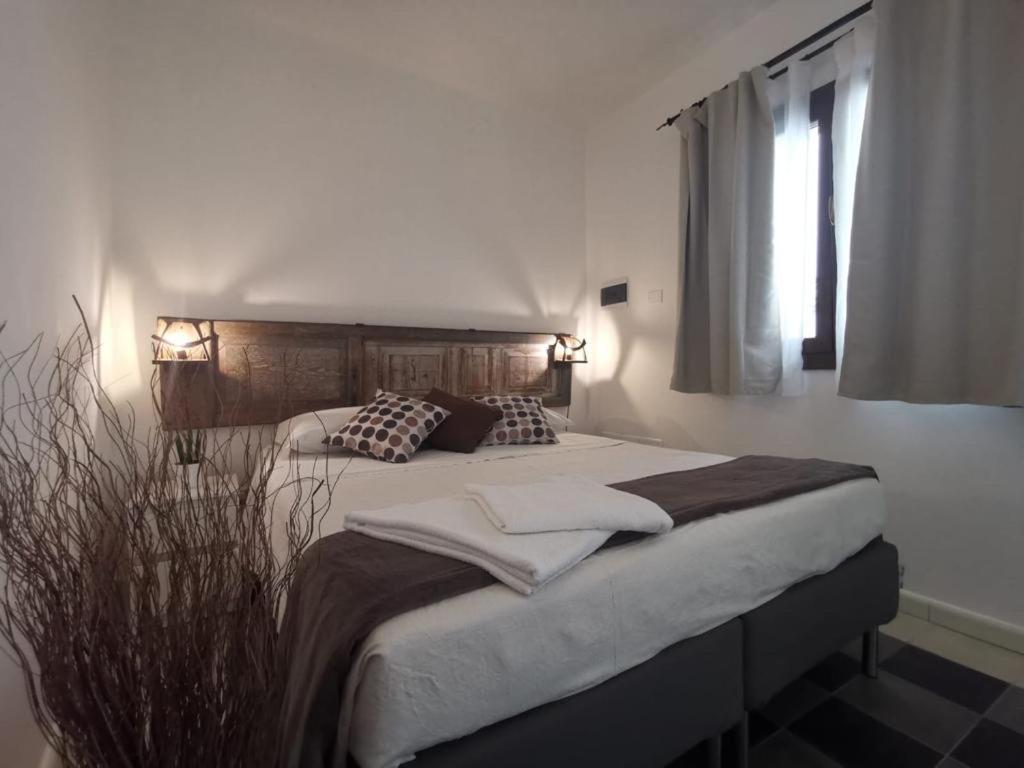 Standard Double Room - Photo 3