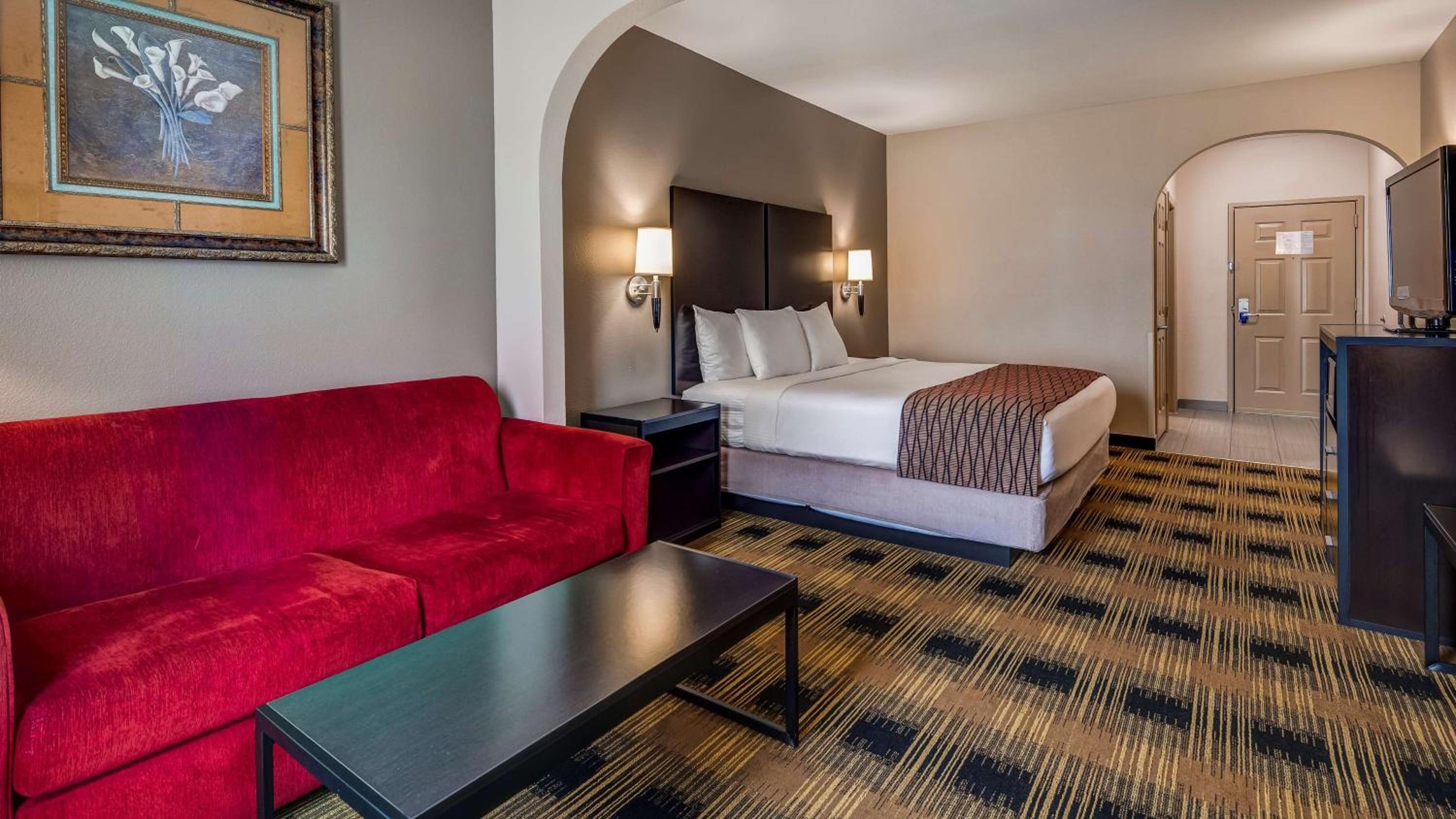 King Suite with Sofa Bed - Photo 3