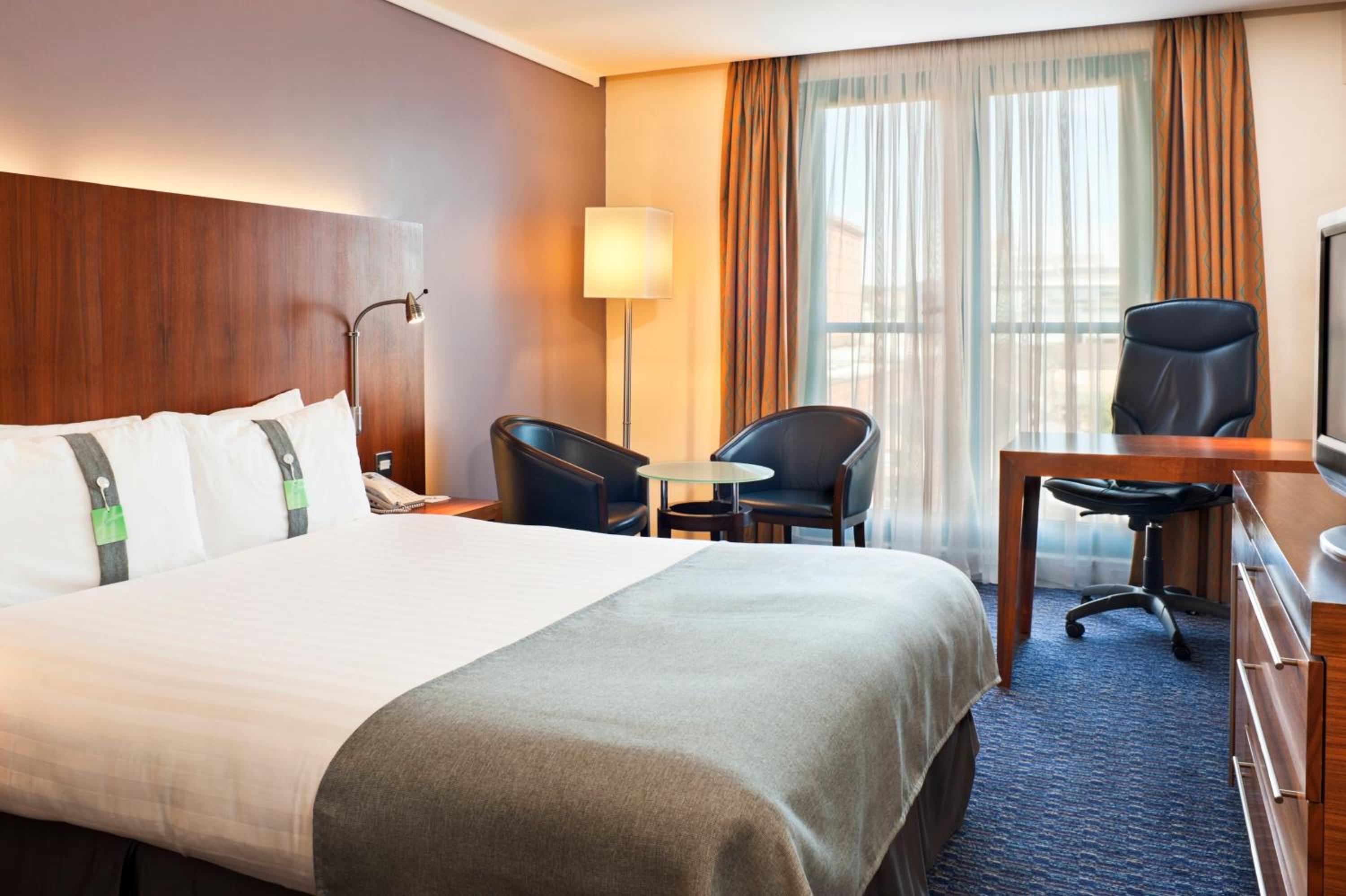 Standard Queen Room - Disability Access photo 2