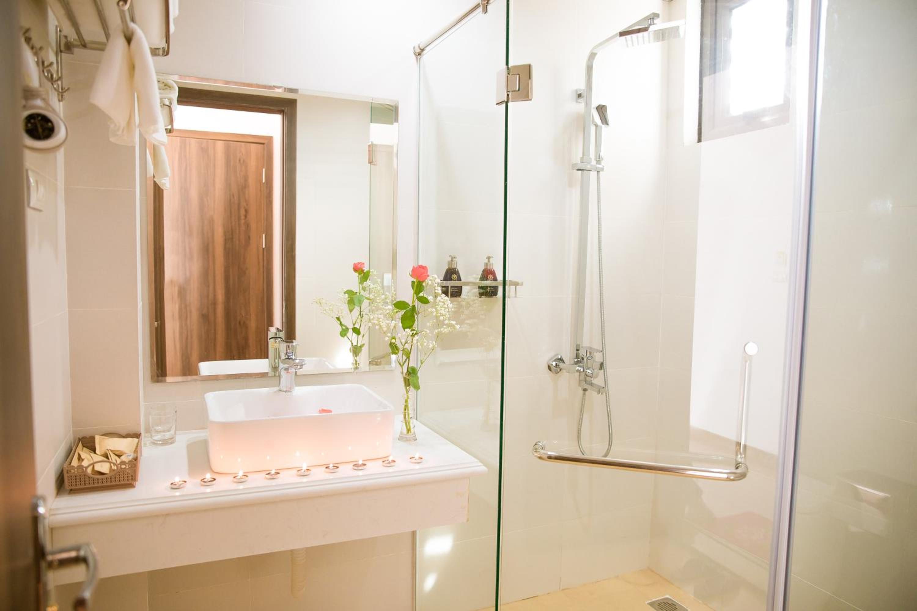 Suite with City View - Photo 4