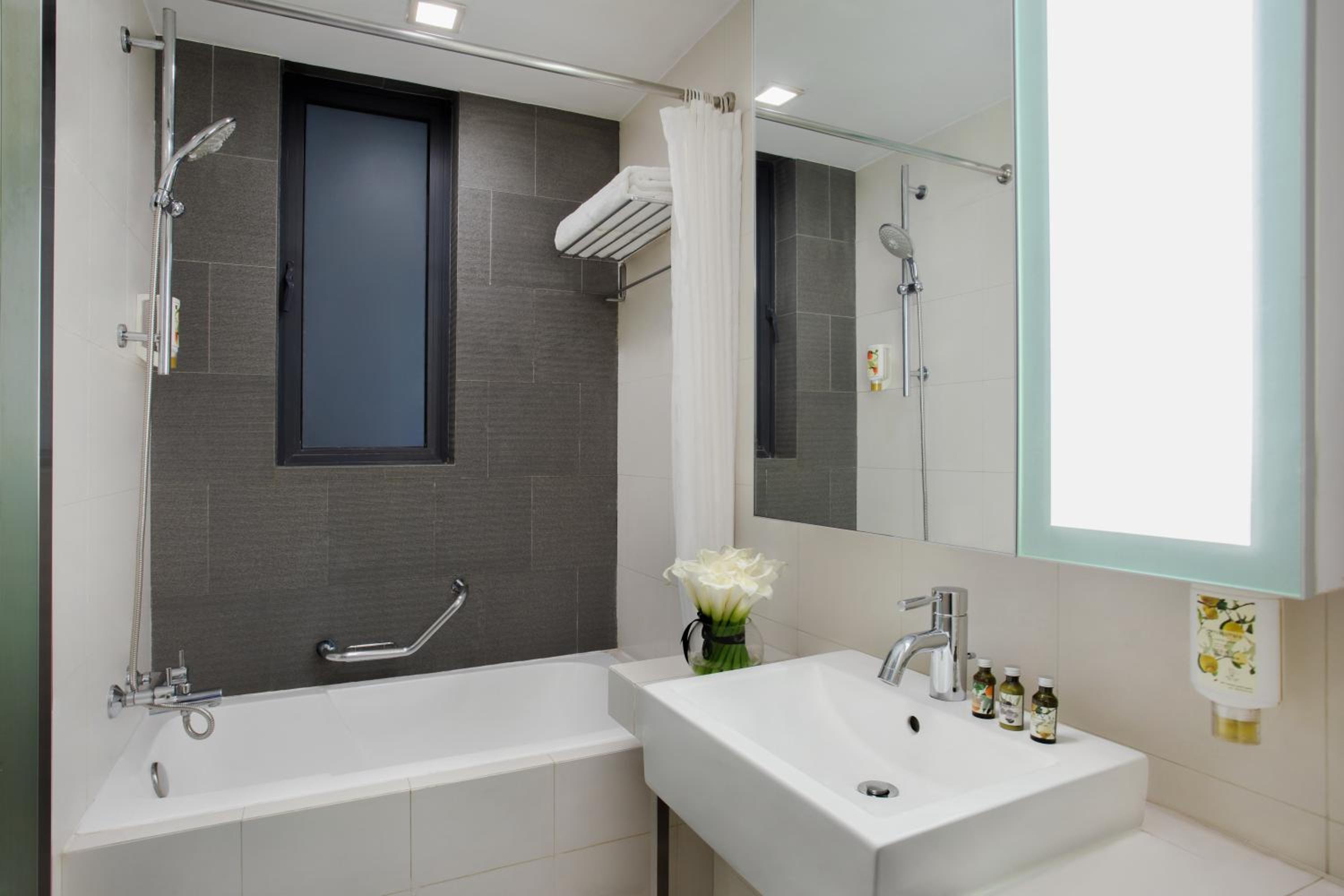 One-Bedroom Executive Apartment  - Photo 5