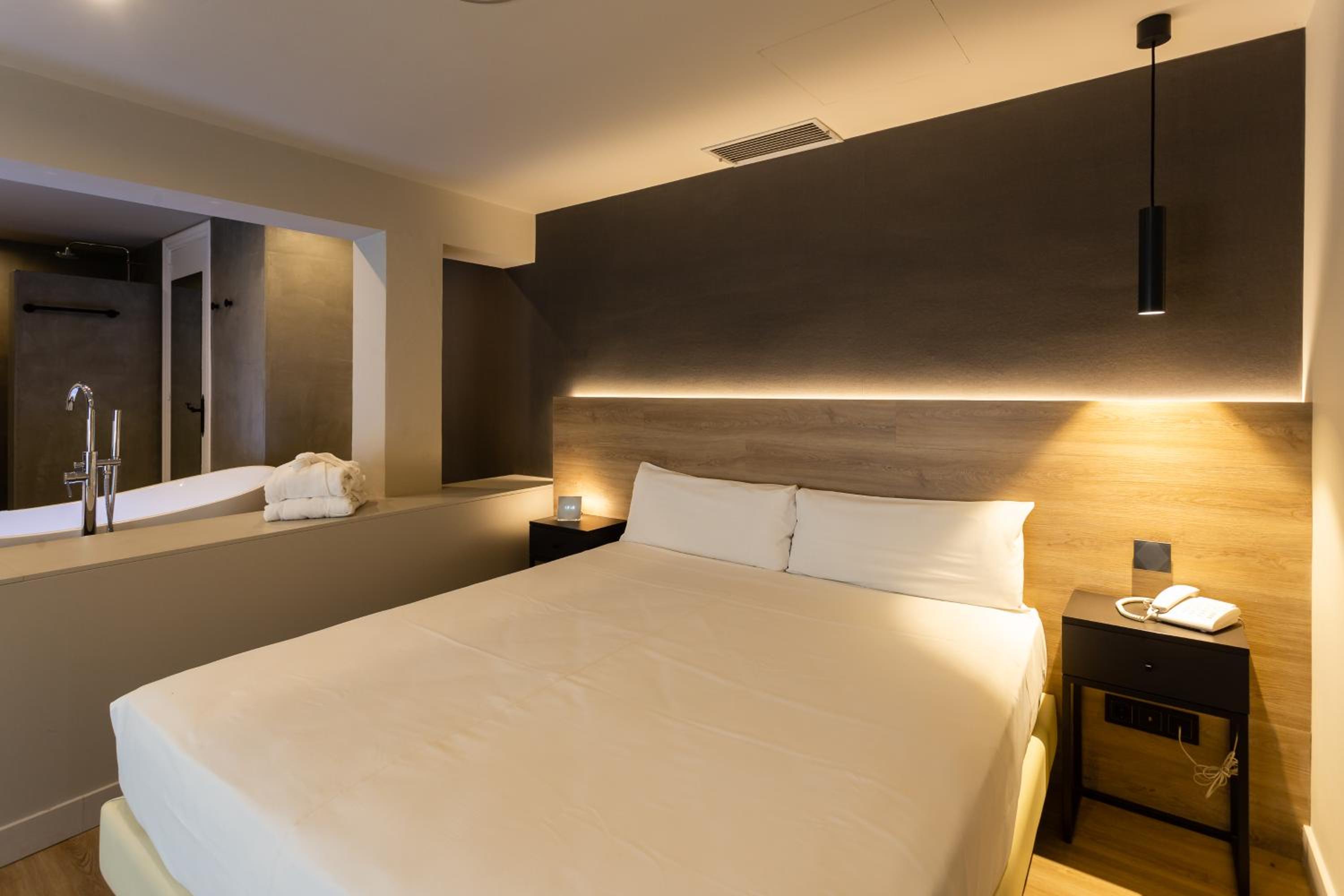 Suite Deluxe con Bañera de Hidromasaje