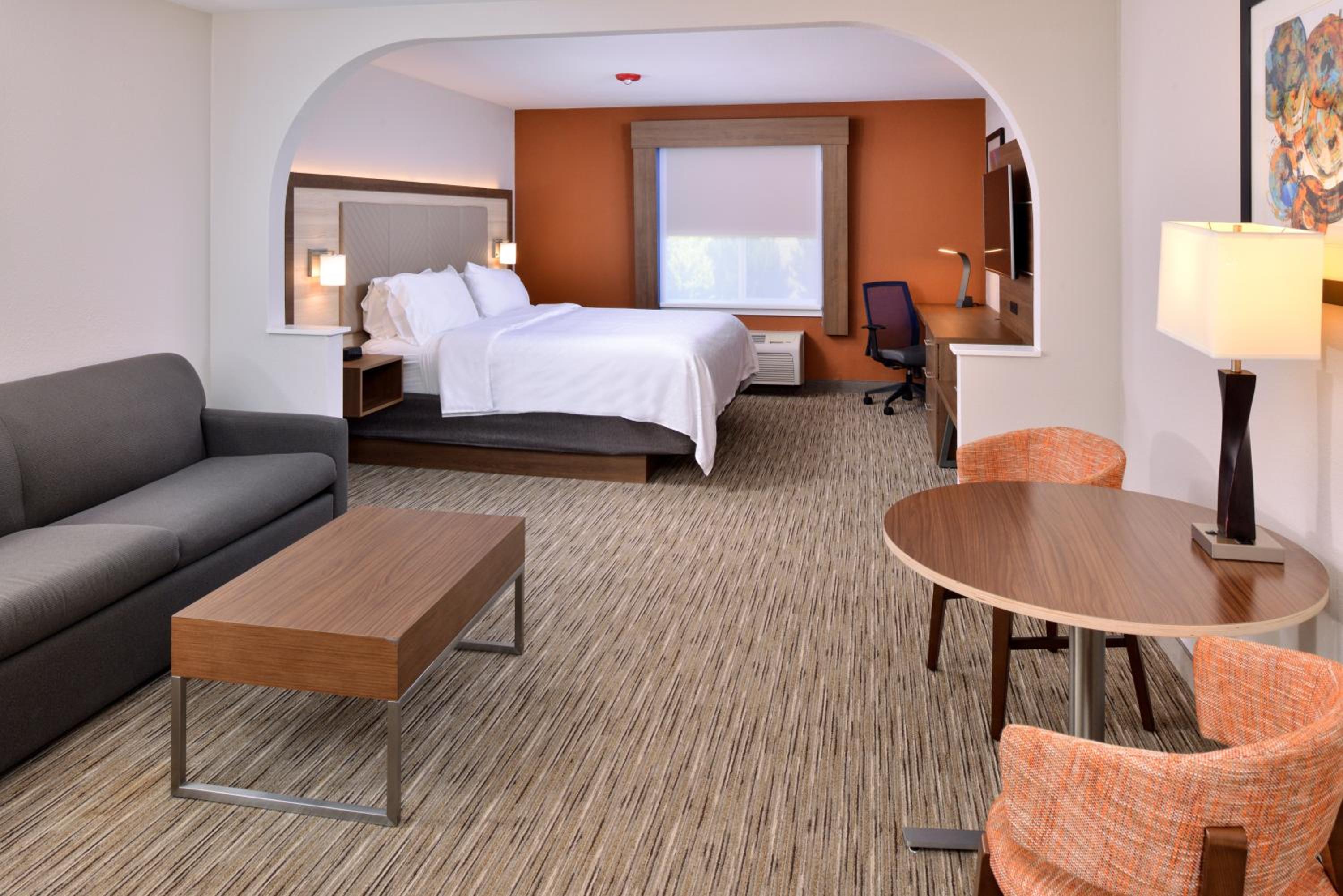 King Suite - Photo 1
