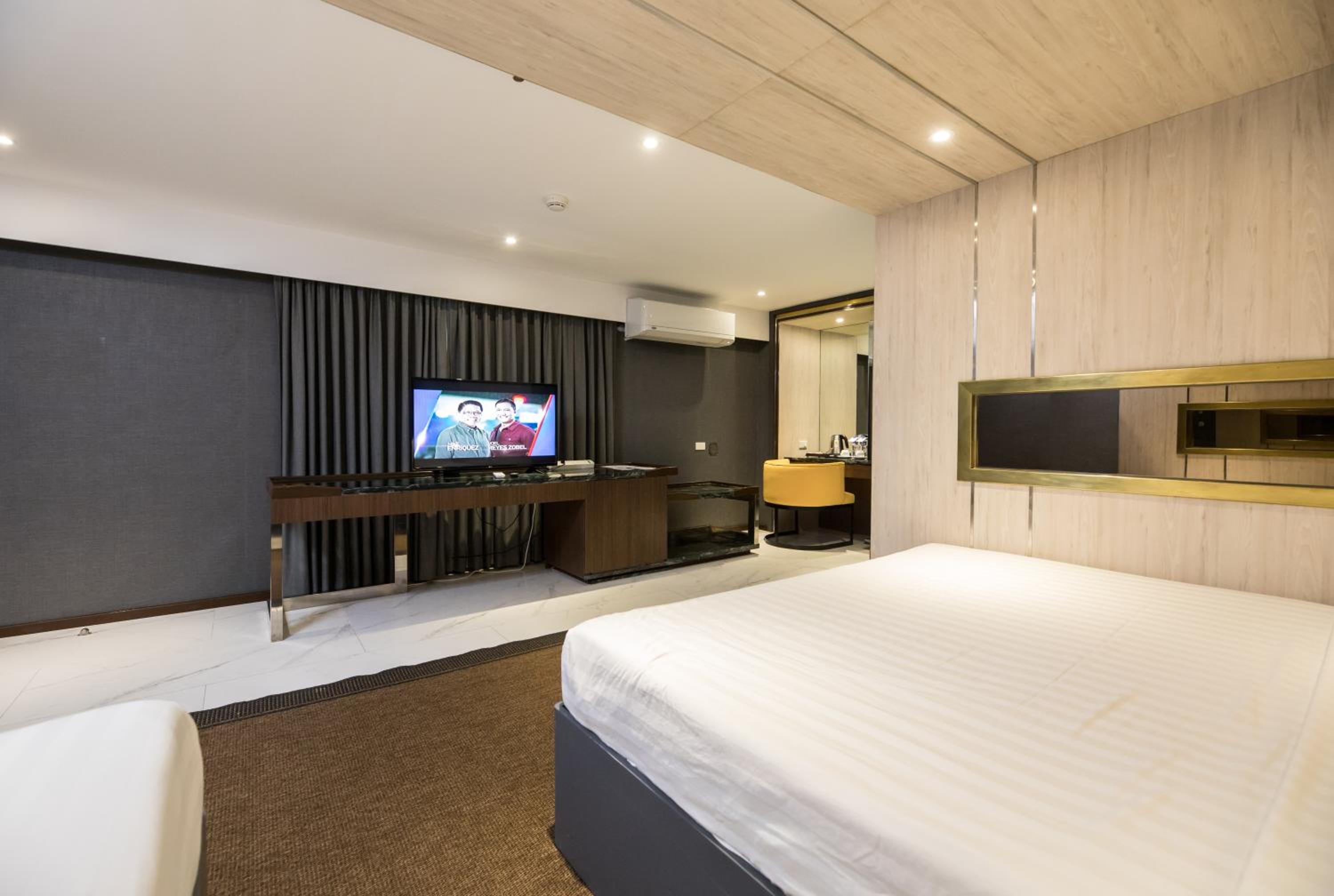 Family Suite photo 2