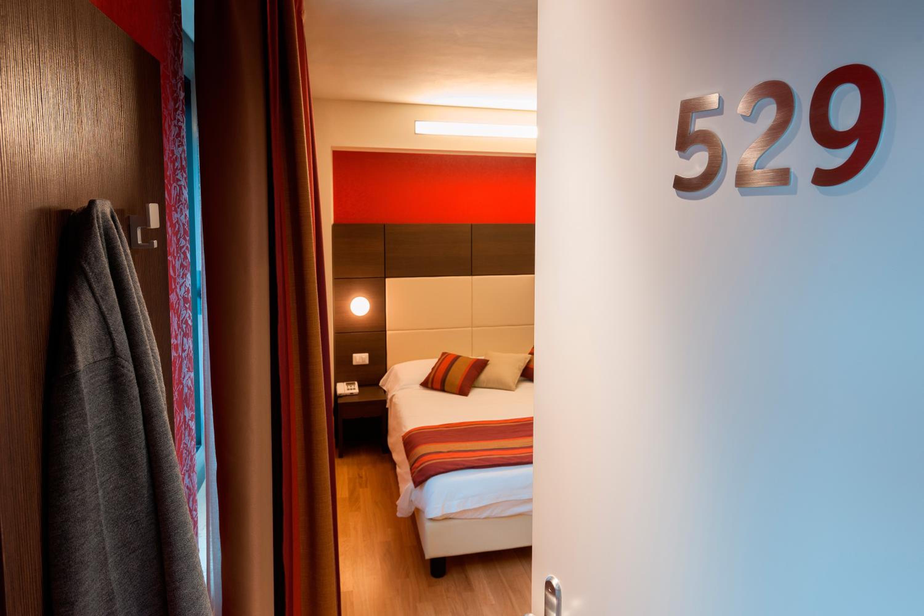 Economy Single Room