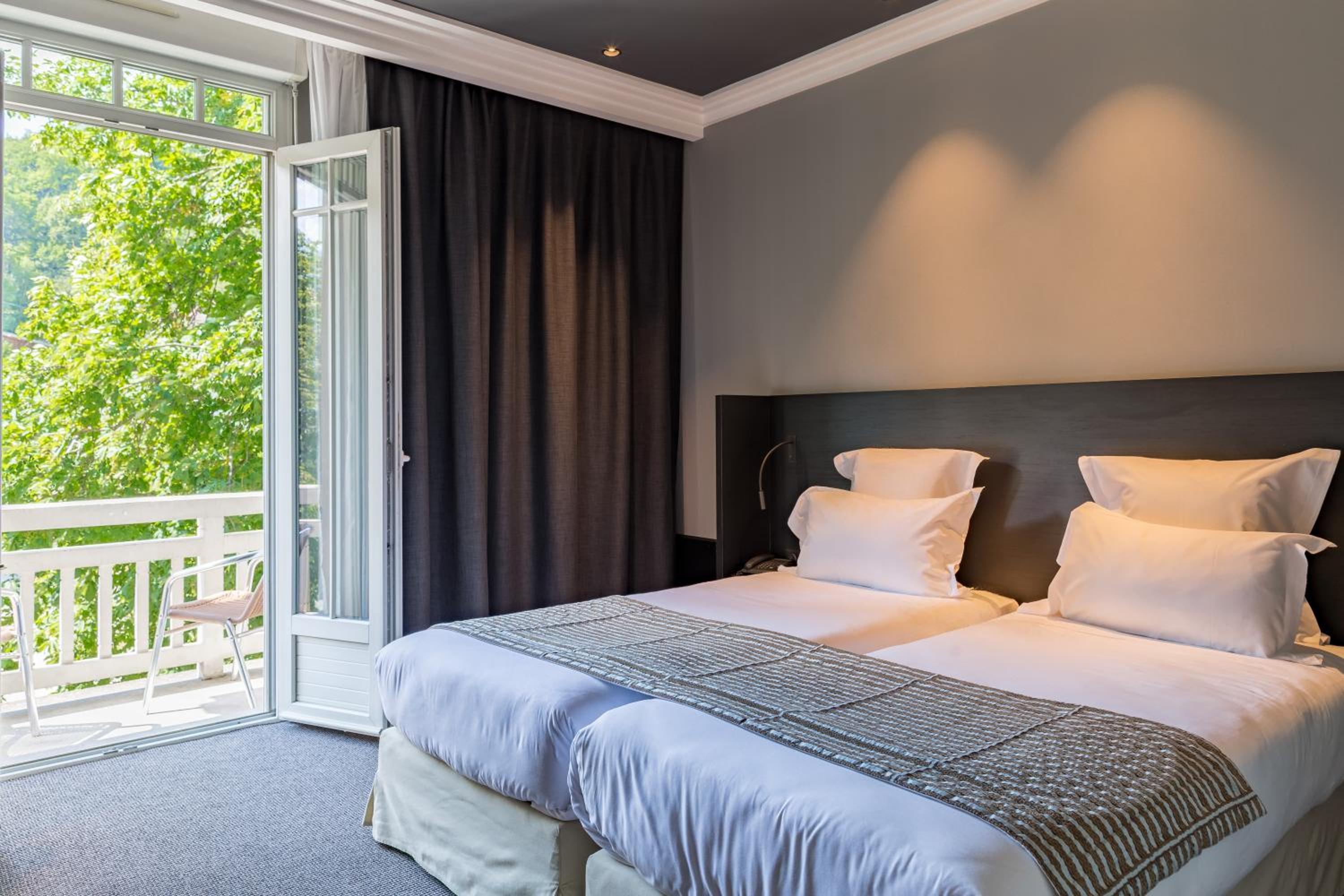 Superior Double or Twin Room - Photo 3