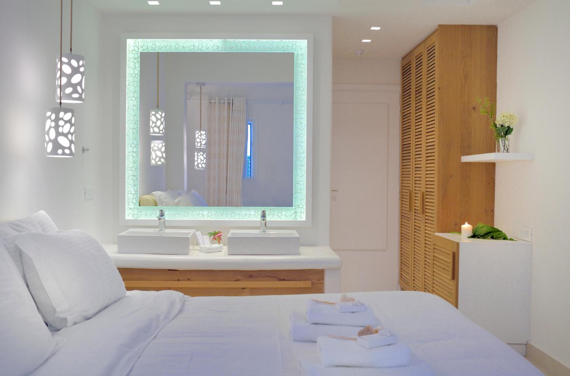 Executive Double Room with Sea View - Photo 2