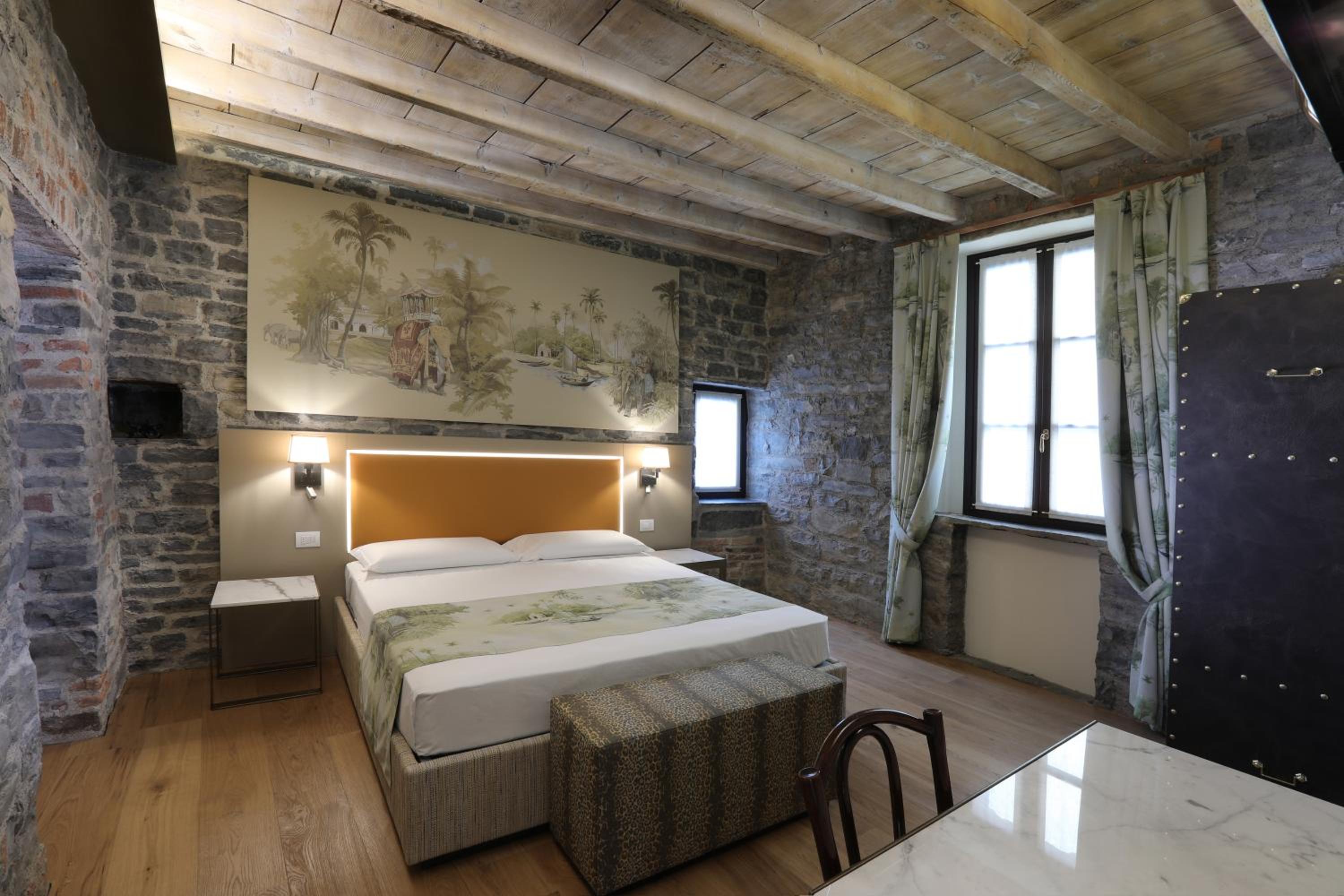 Deluxe Double Room - Photo 4