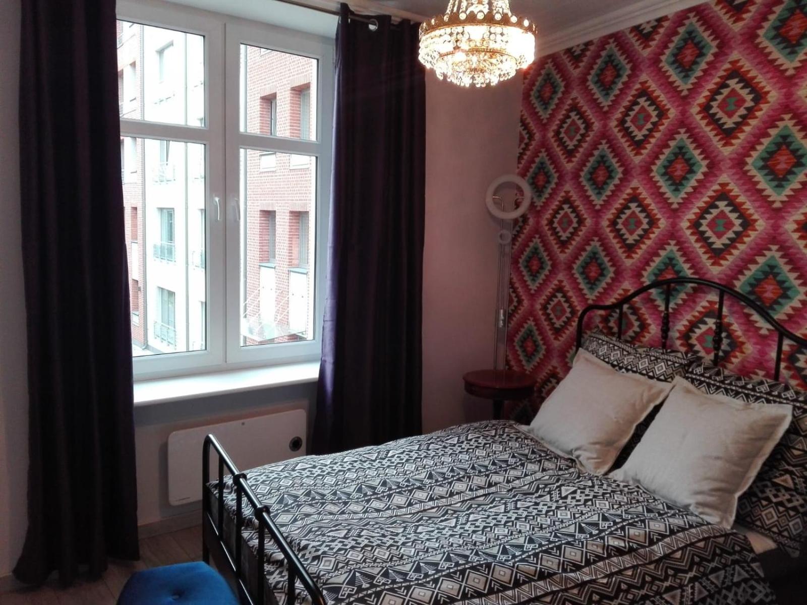 One-Bedroom Apartment - Photo 1