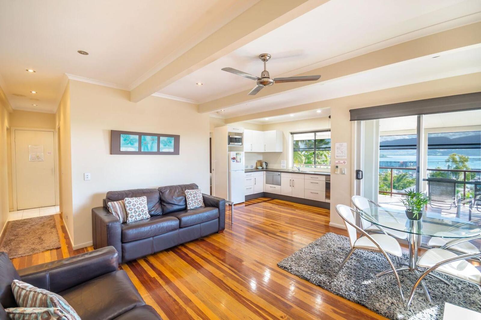 One-Bedroom Deluxe Apartment