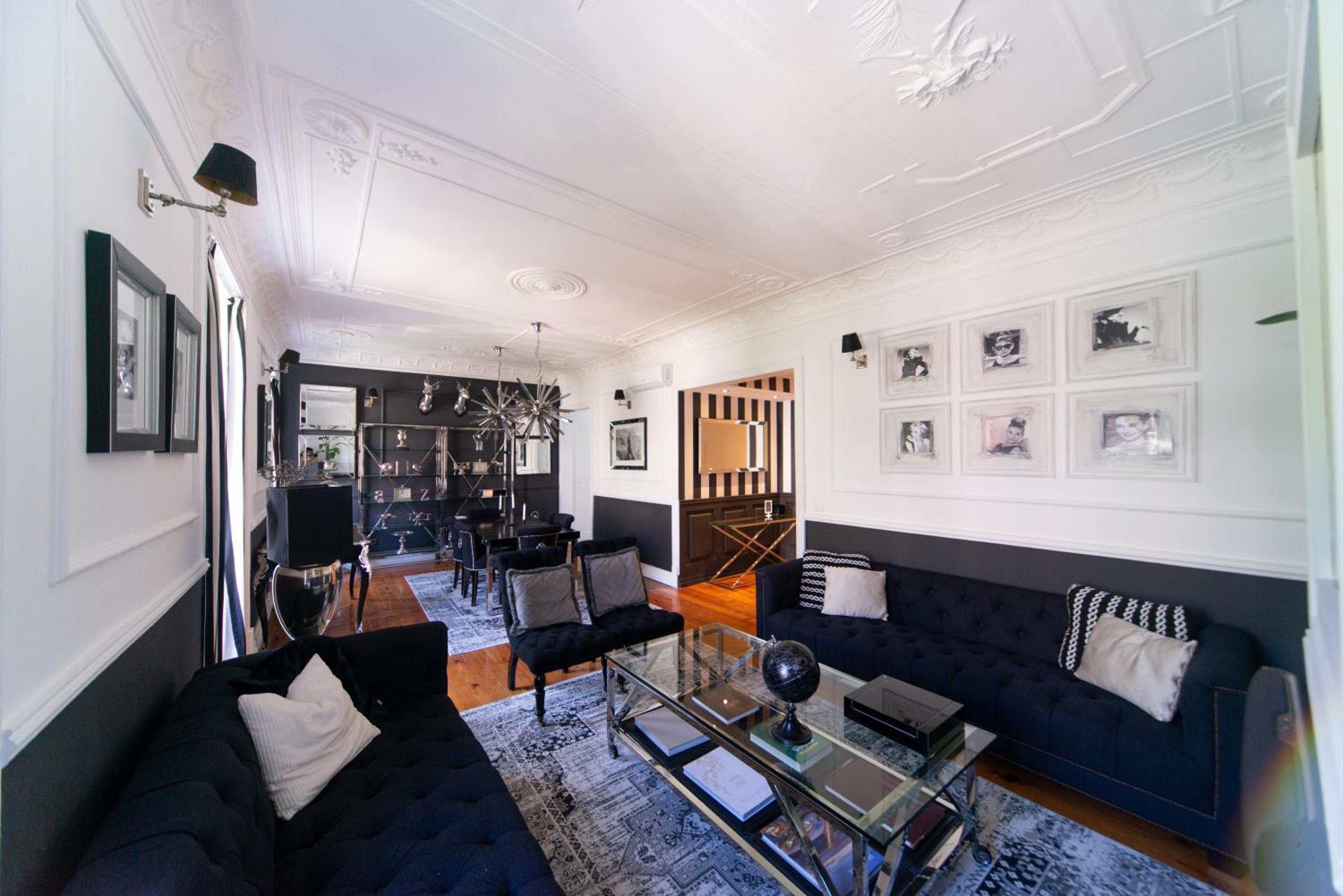 Three-Bedroom Apartment - Photo 9