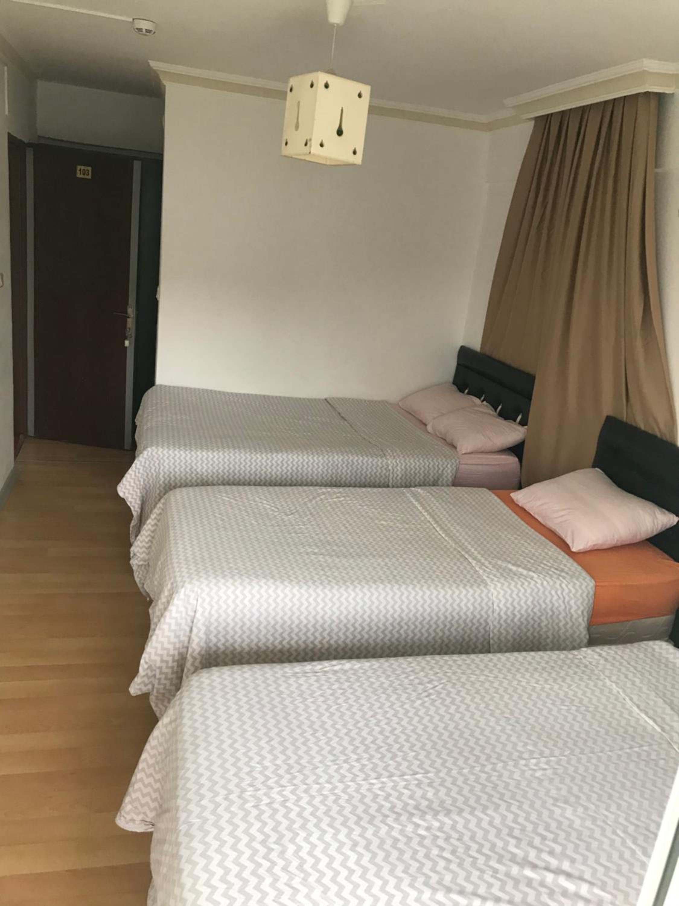 Basic Triple Room - Photo 3