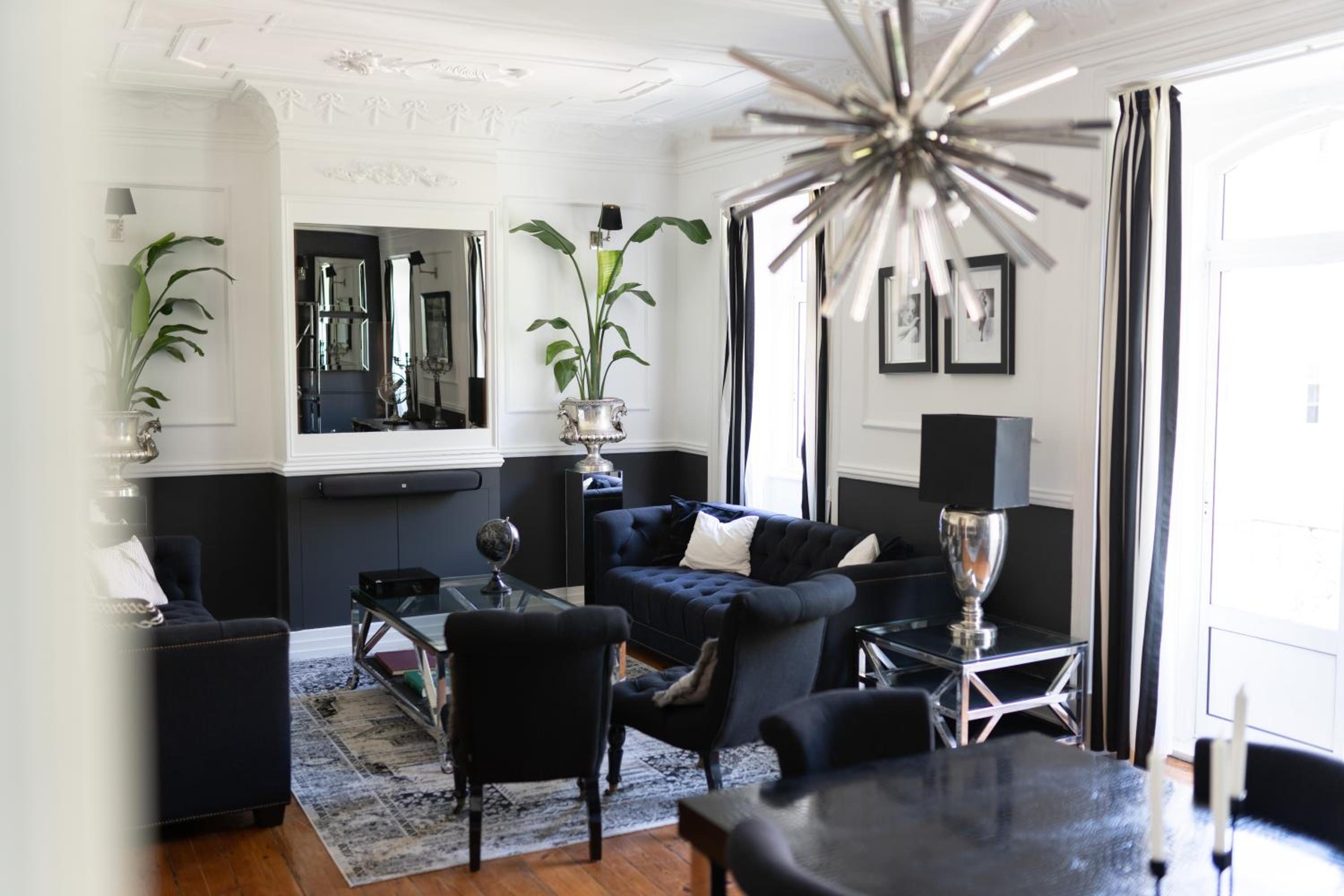 Three-Bedroom Apartment - Photo 40