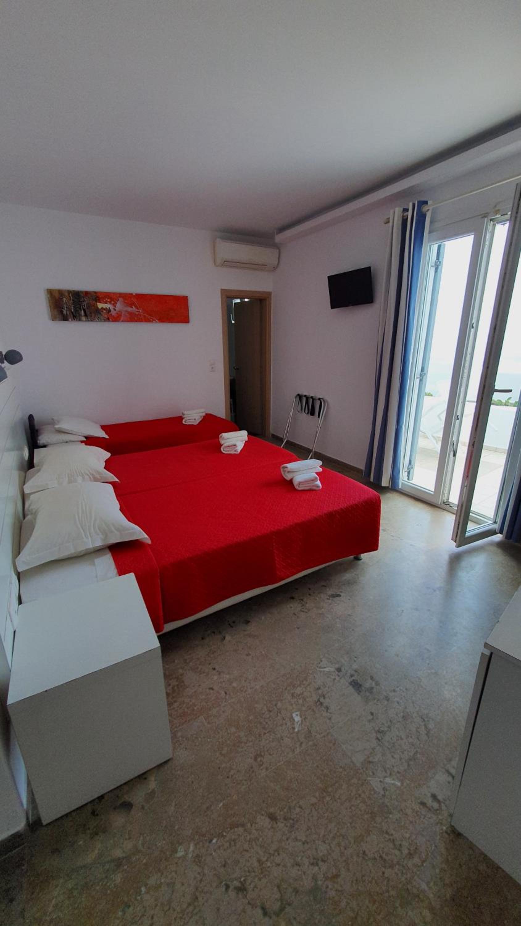Budget Triple Room photo 1