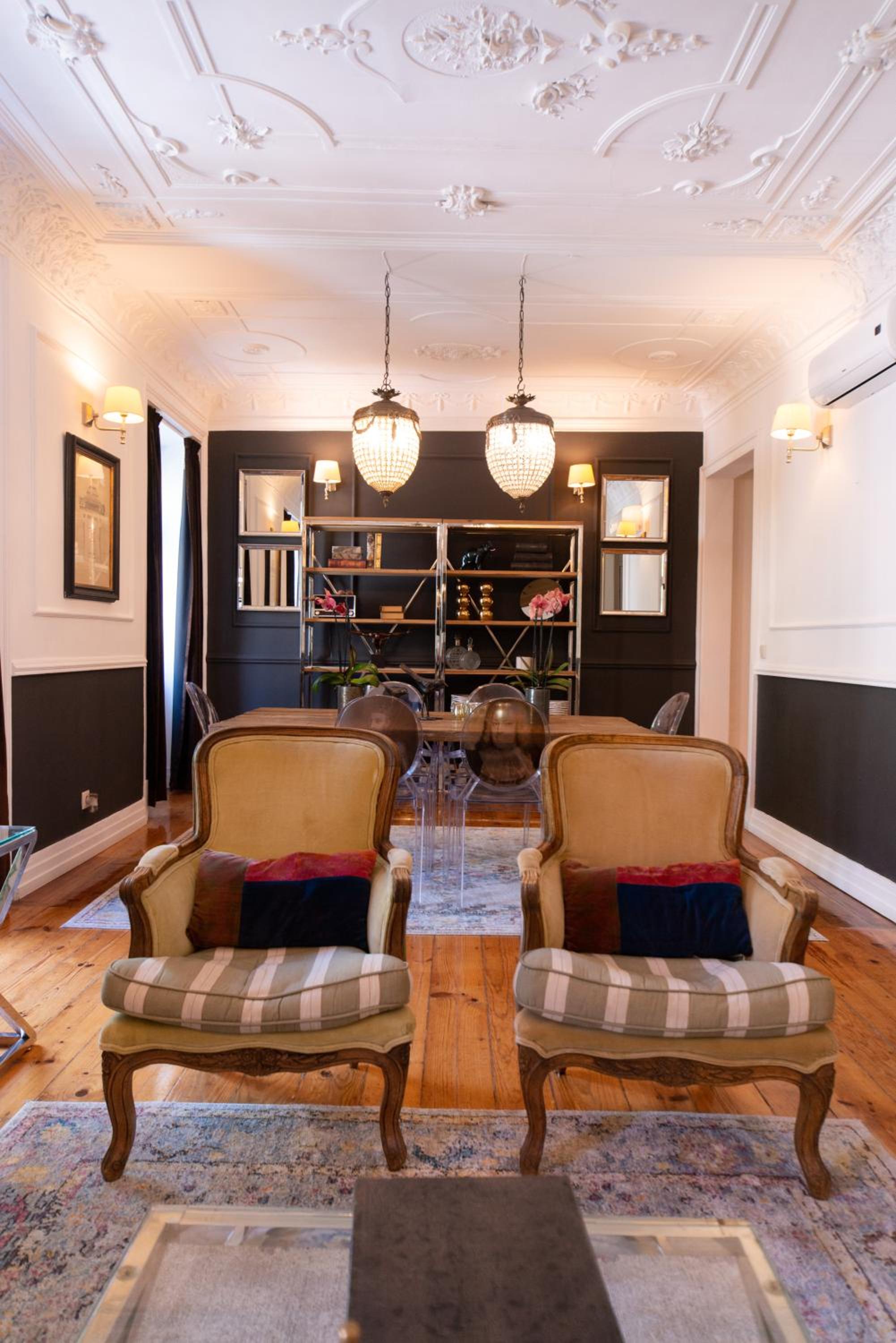 Three-Bedroom Apartment - Photo 81