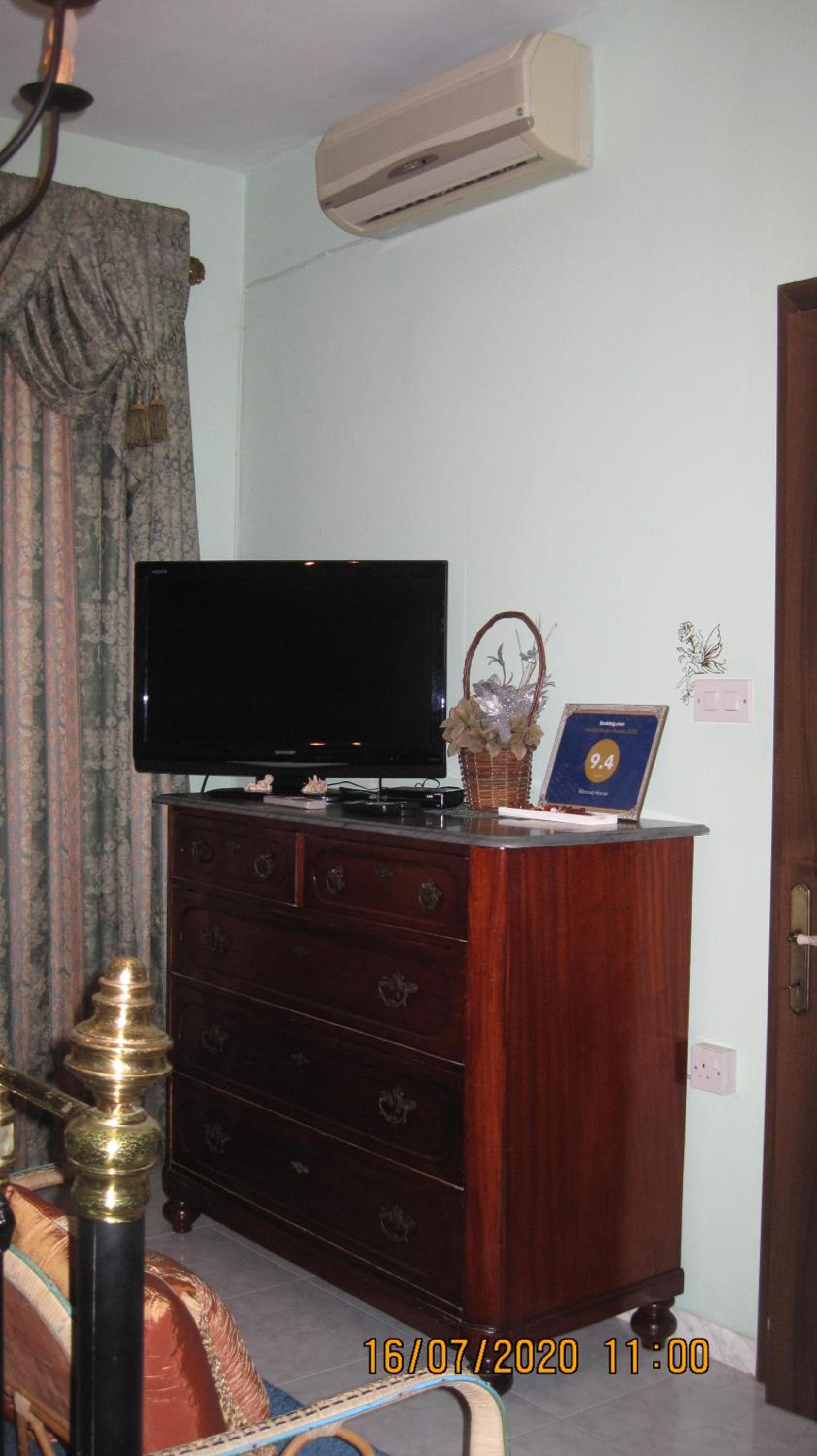 Deluxe Double Room with Shower