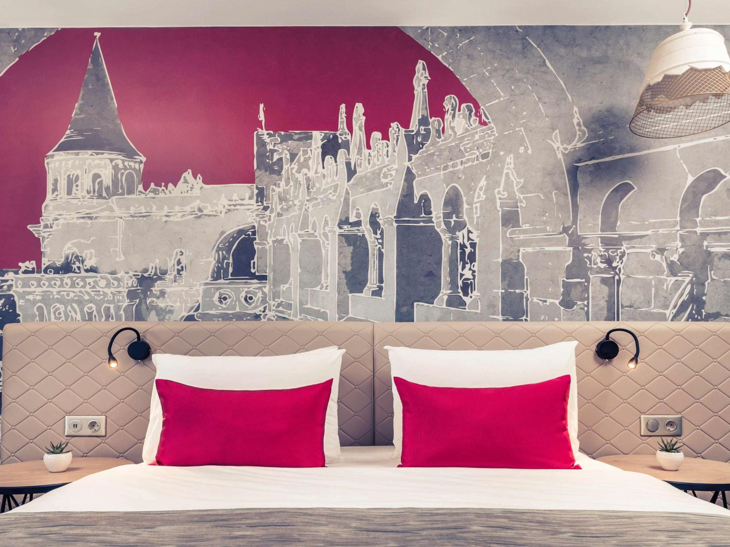 Bed & Sleeping Area