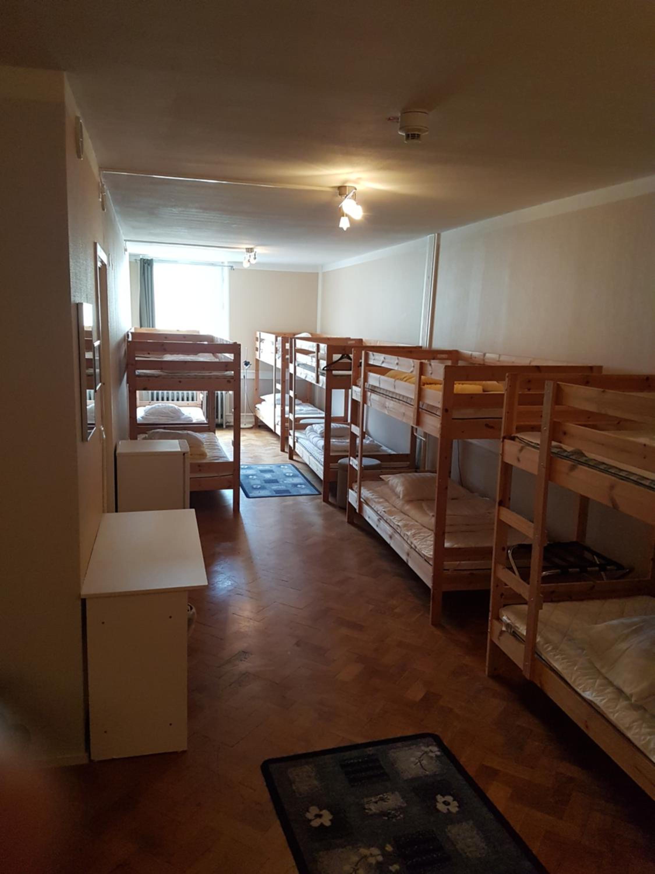 Mixed Dormitory Room