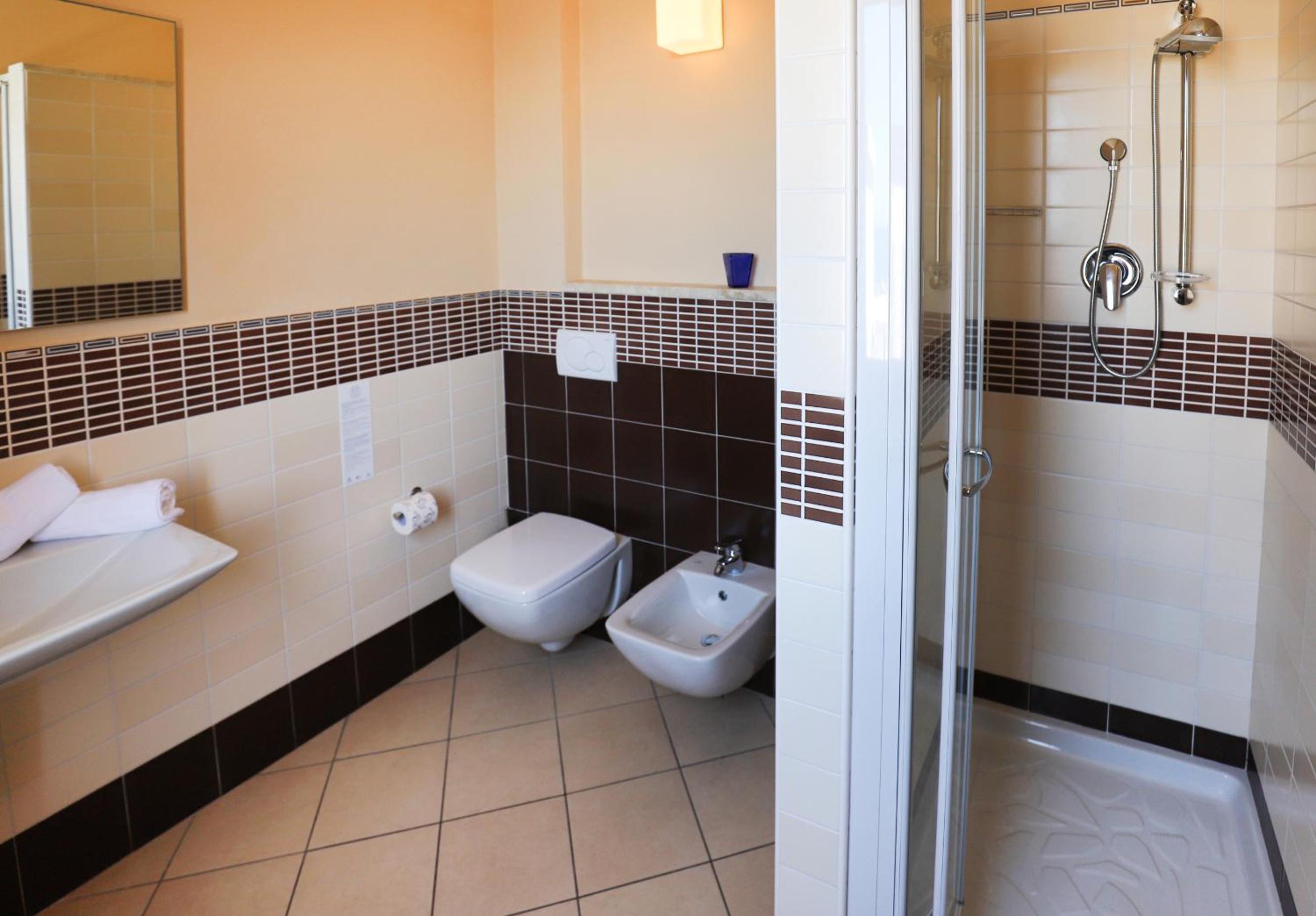 Standard Single Room - Photo 4