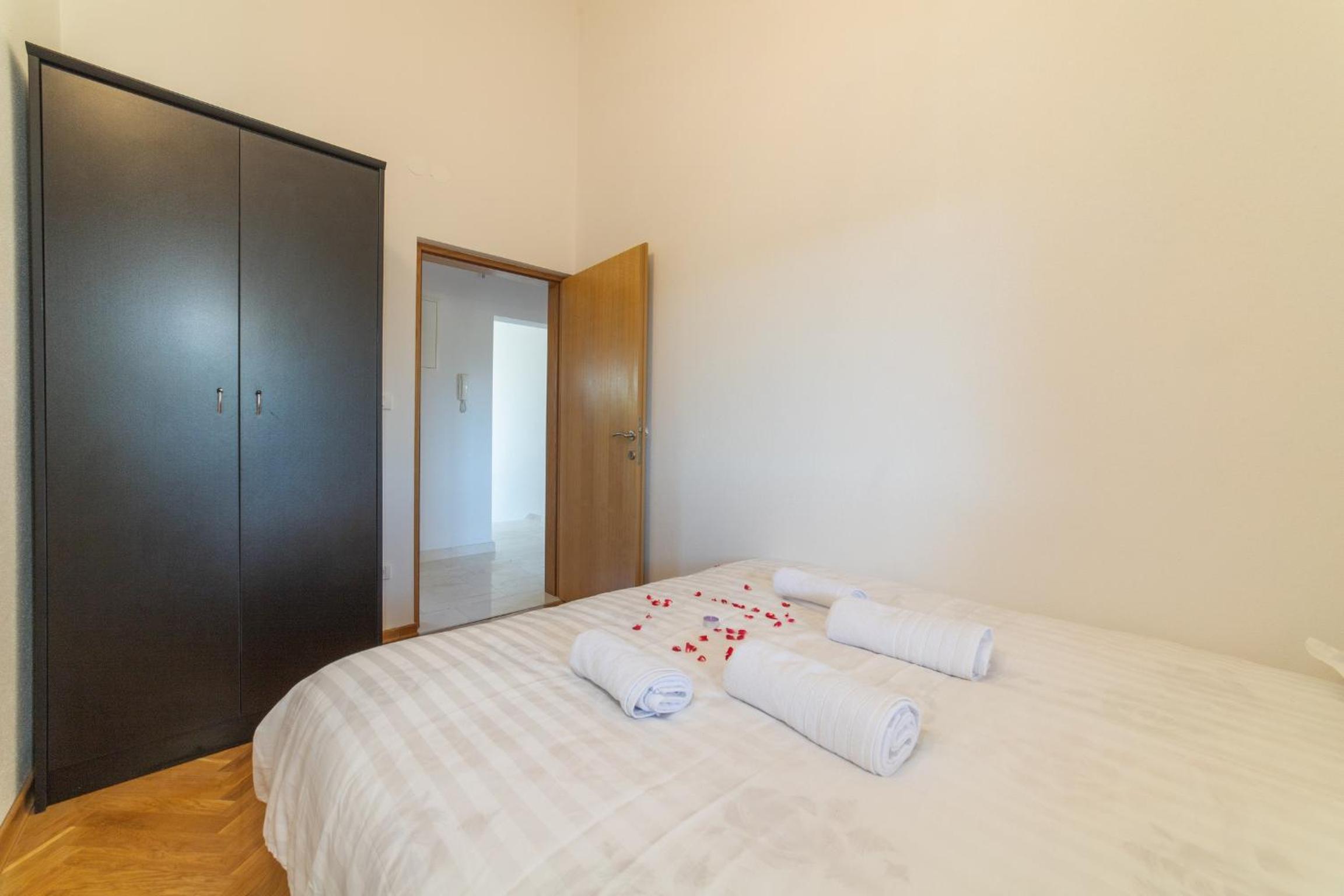 Villa photo 1