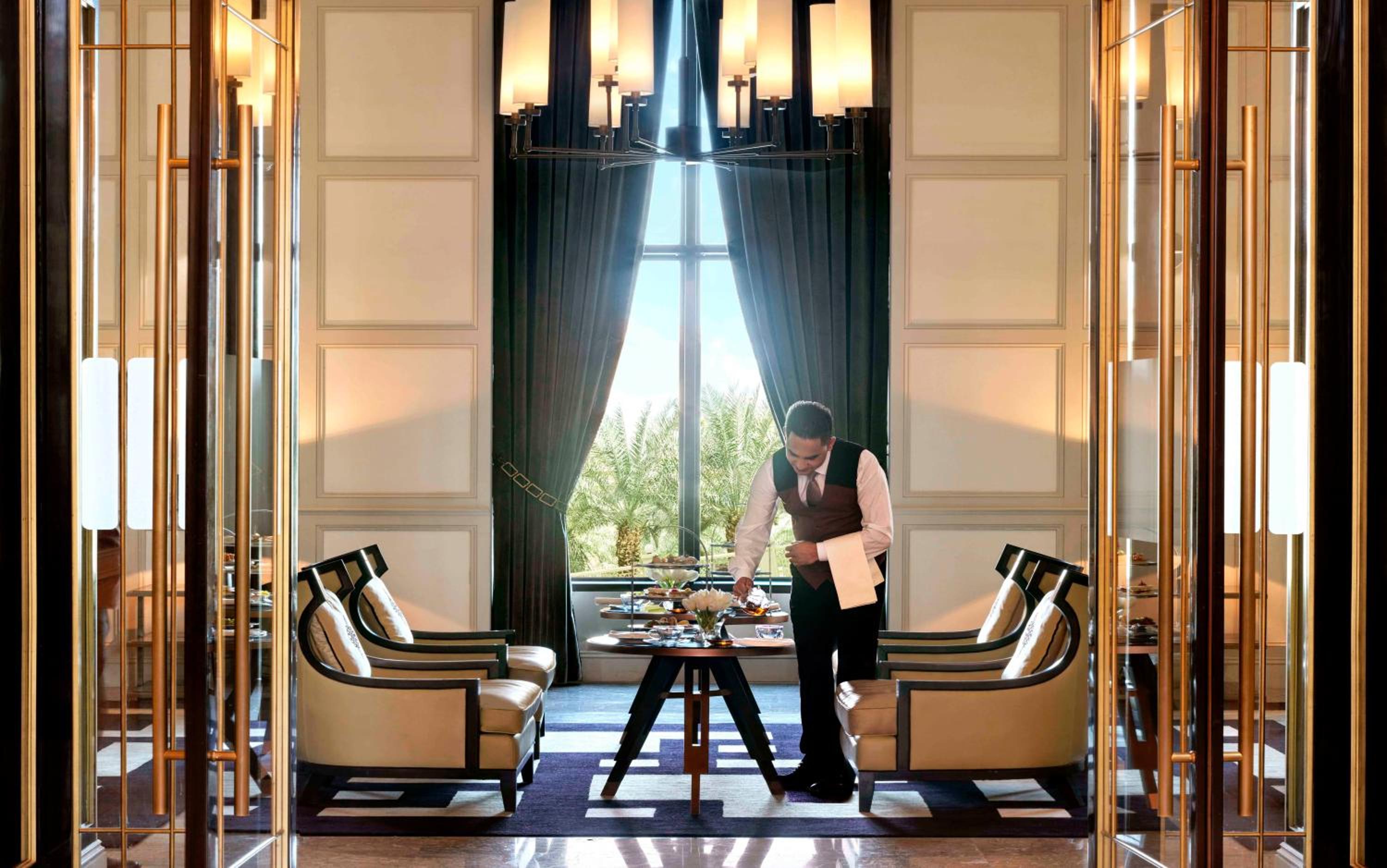 Fairmont Gold Queen Room with Two Queen Beds - Non-Smoking - Photo 6