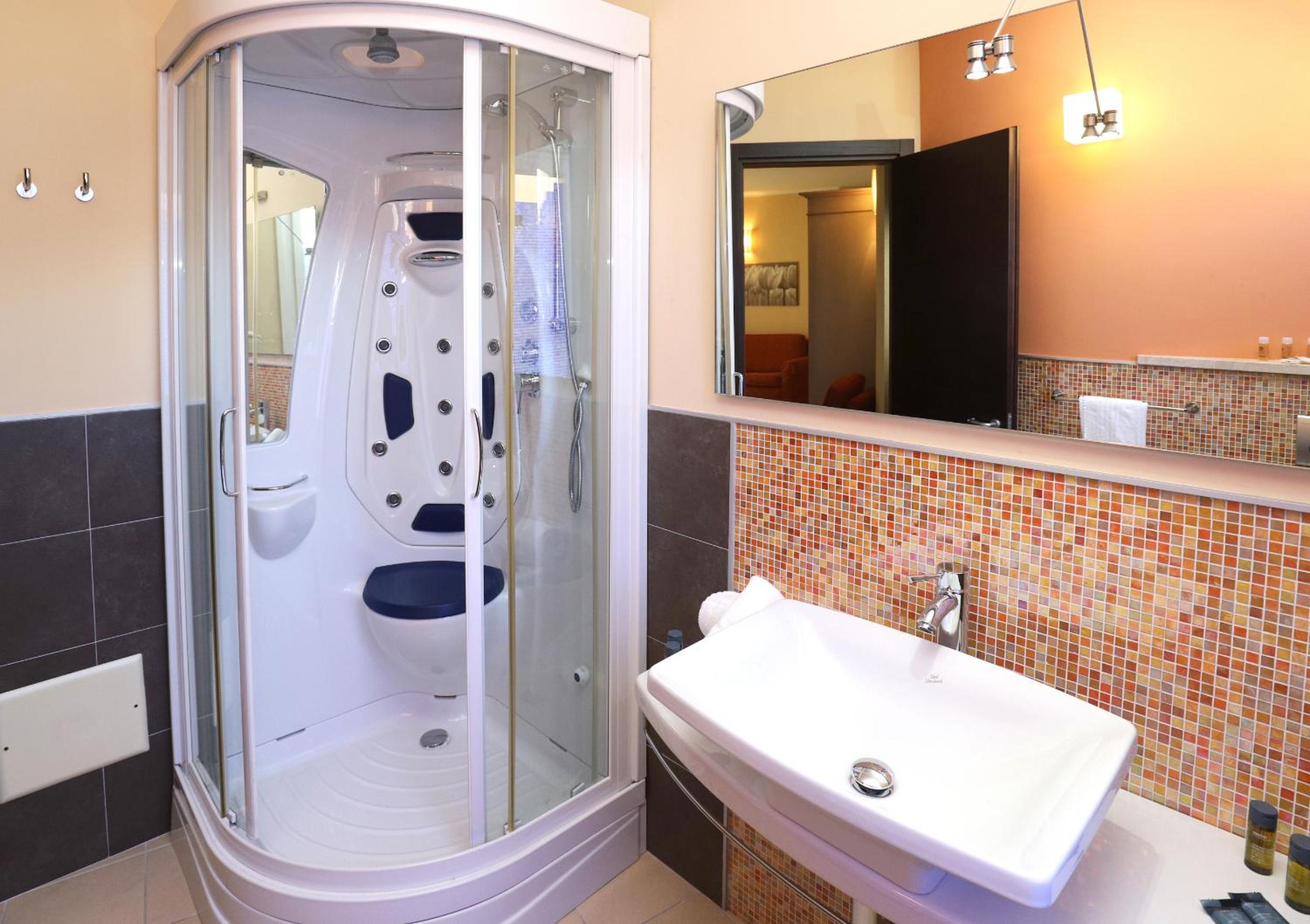 Junior Suite - Photo 6