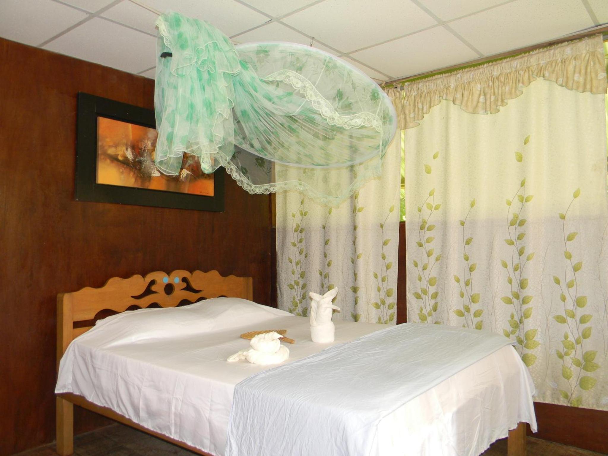 Single Room with Private Bathroom photo 1