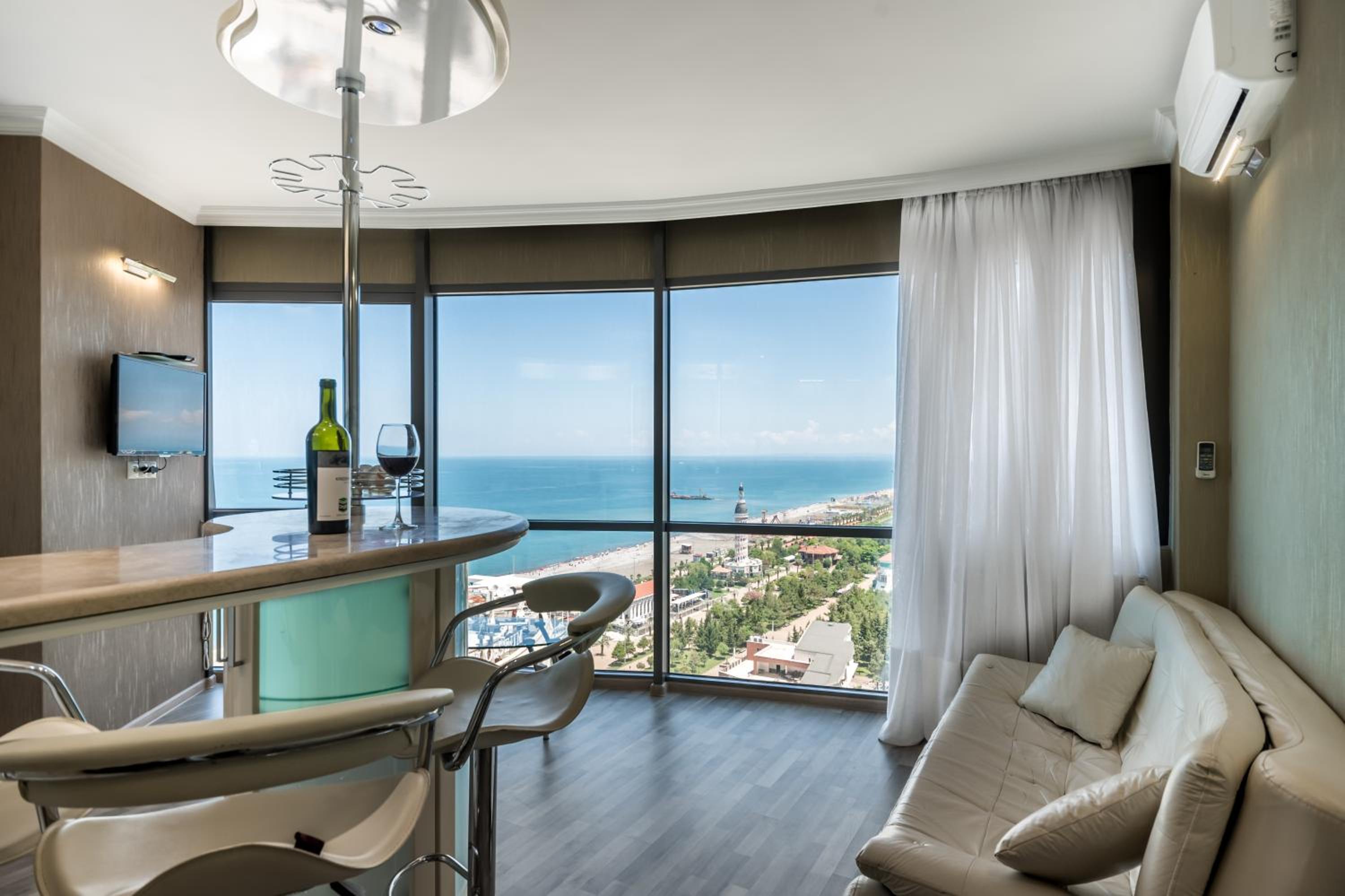 Apartment with Sea View - Photo 24