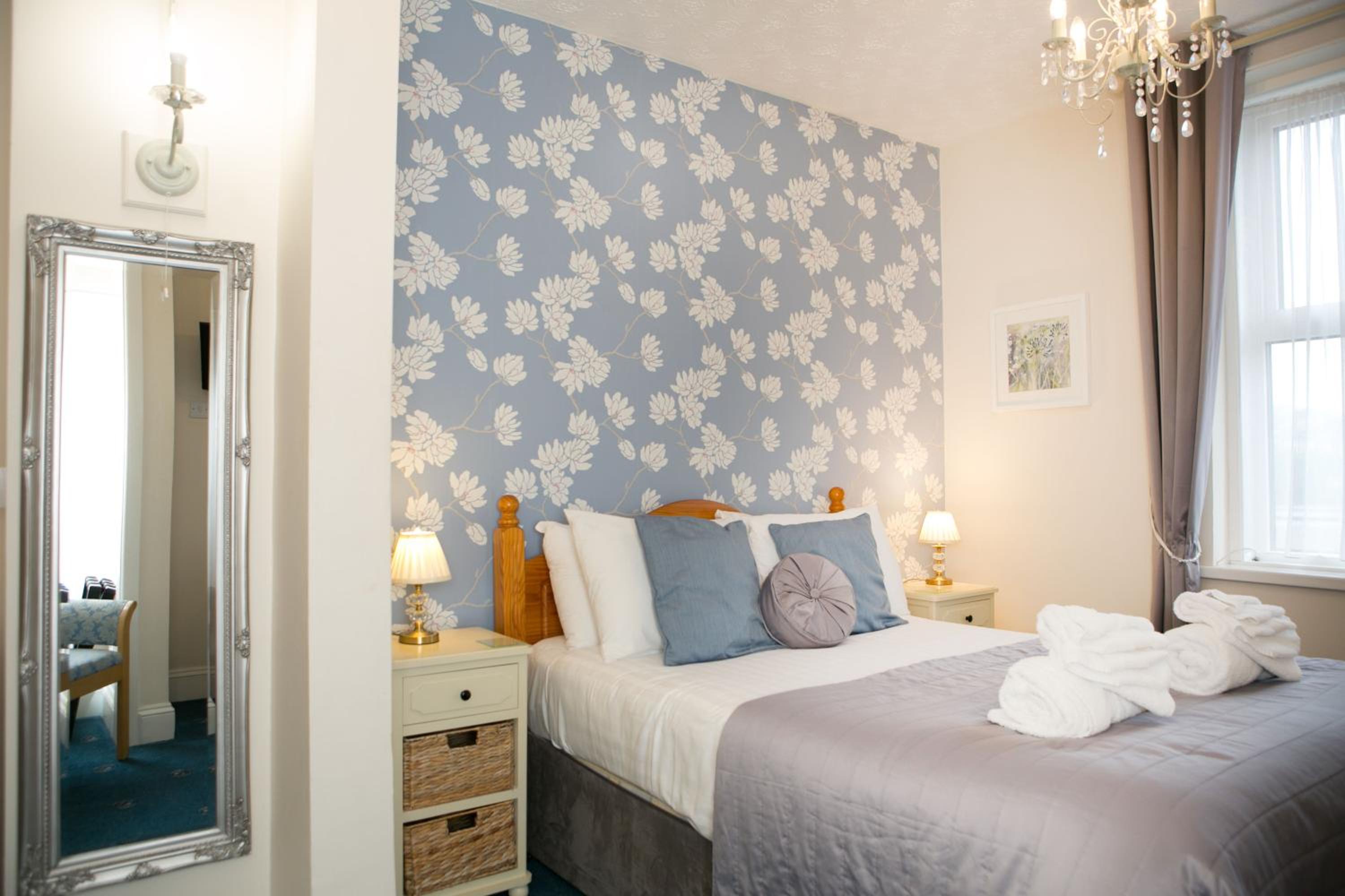Double Room with Private Bathroom