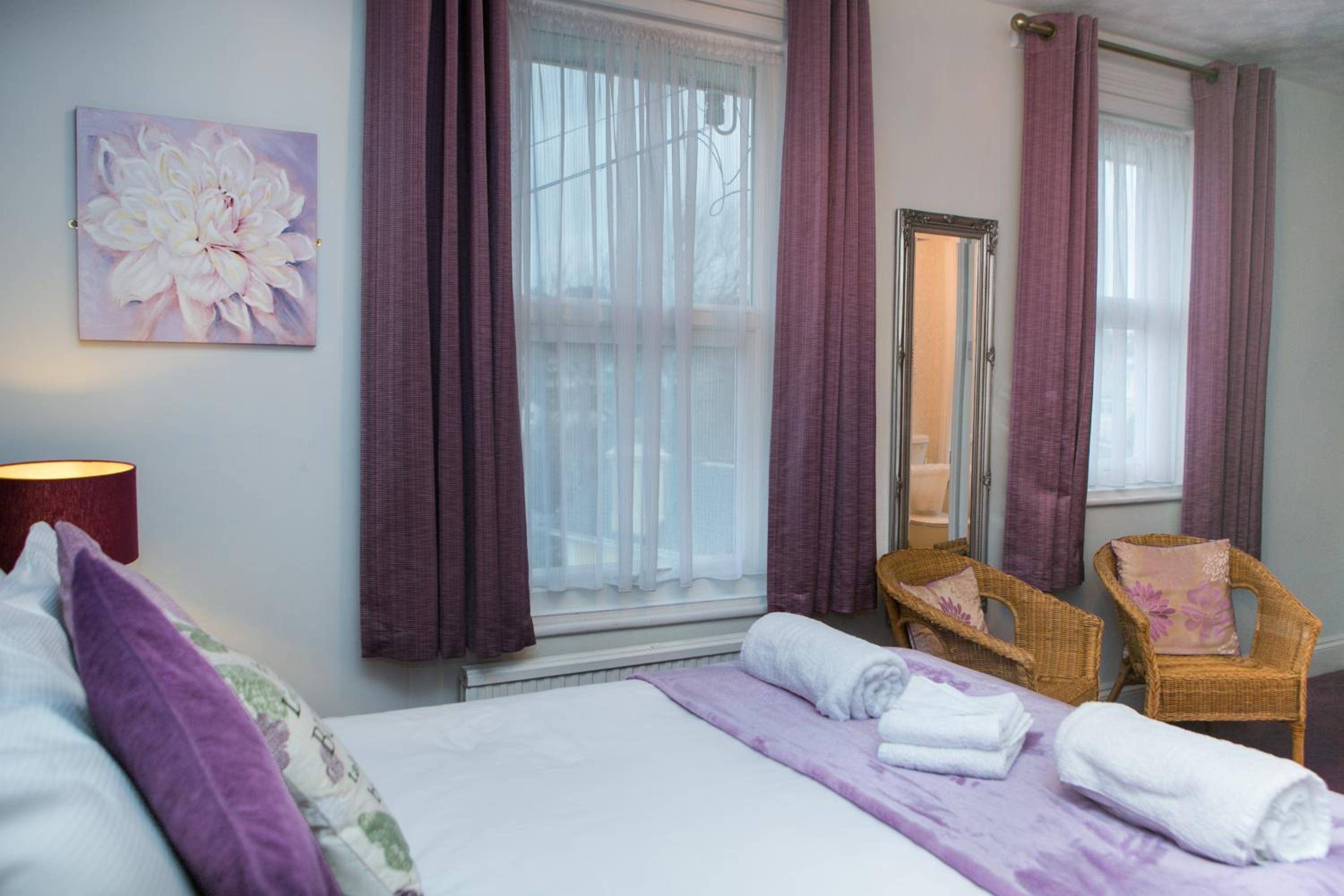 Double Room with Private Bathroom photo 2