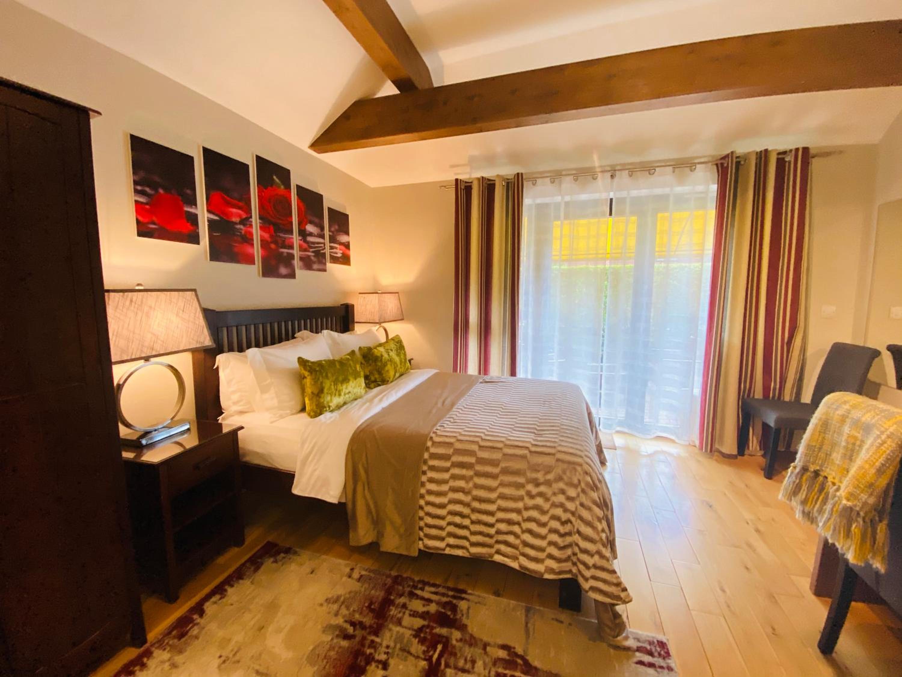 Double Room - Photo 2