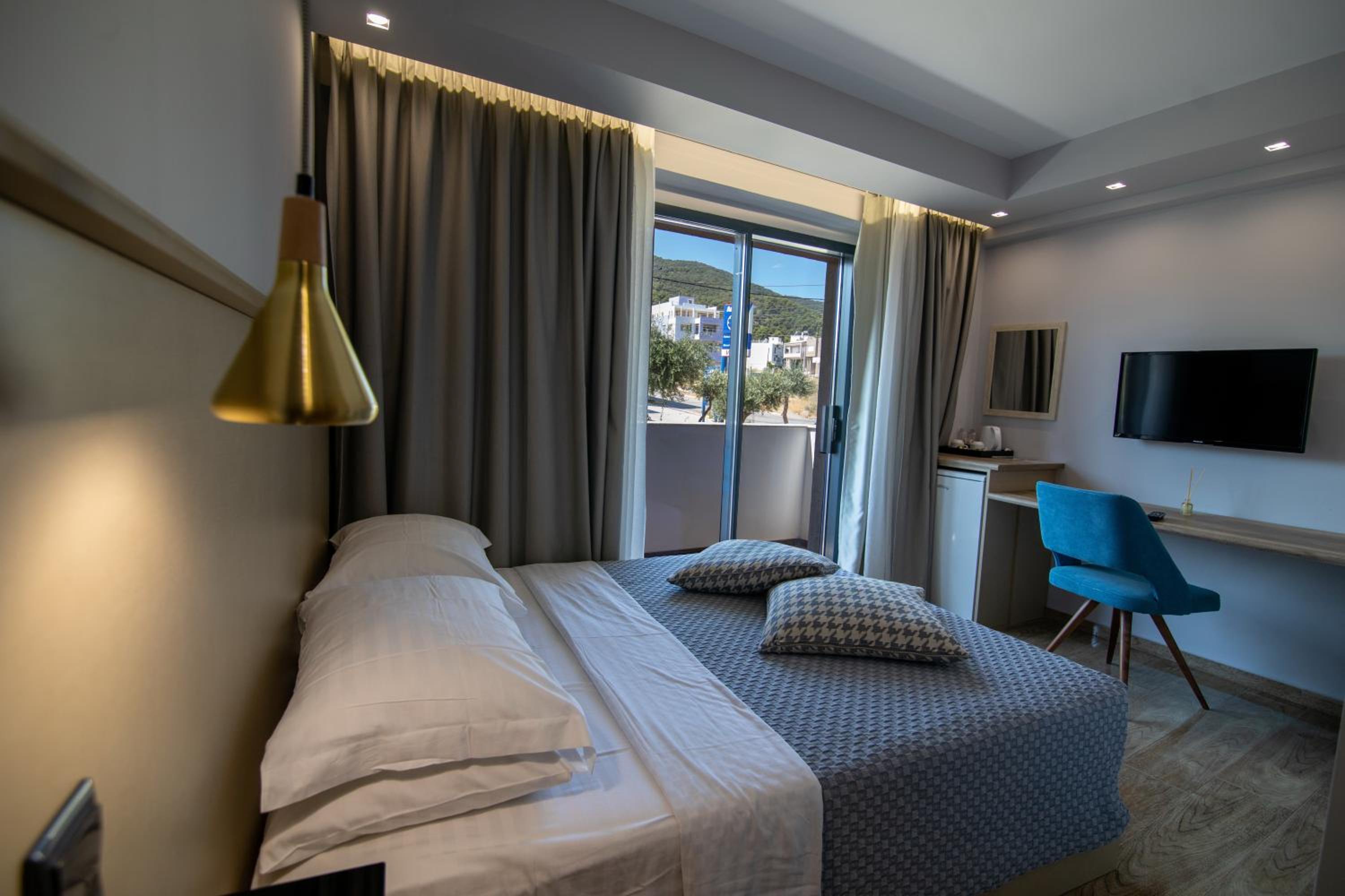 Double Room with Garden View photo 3
