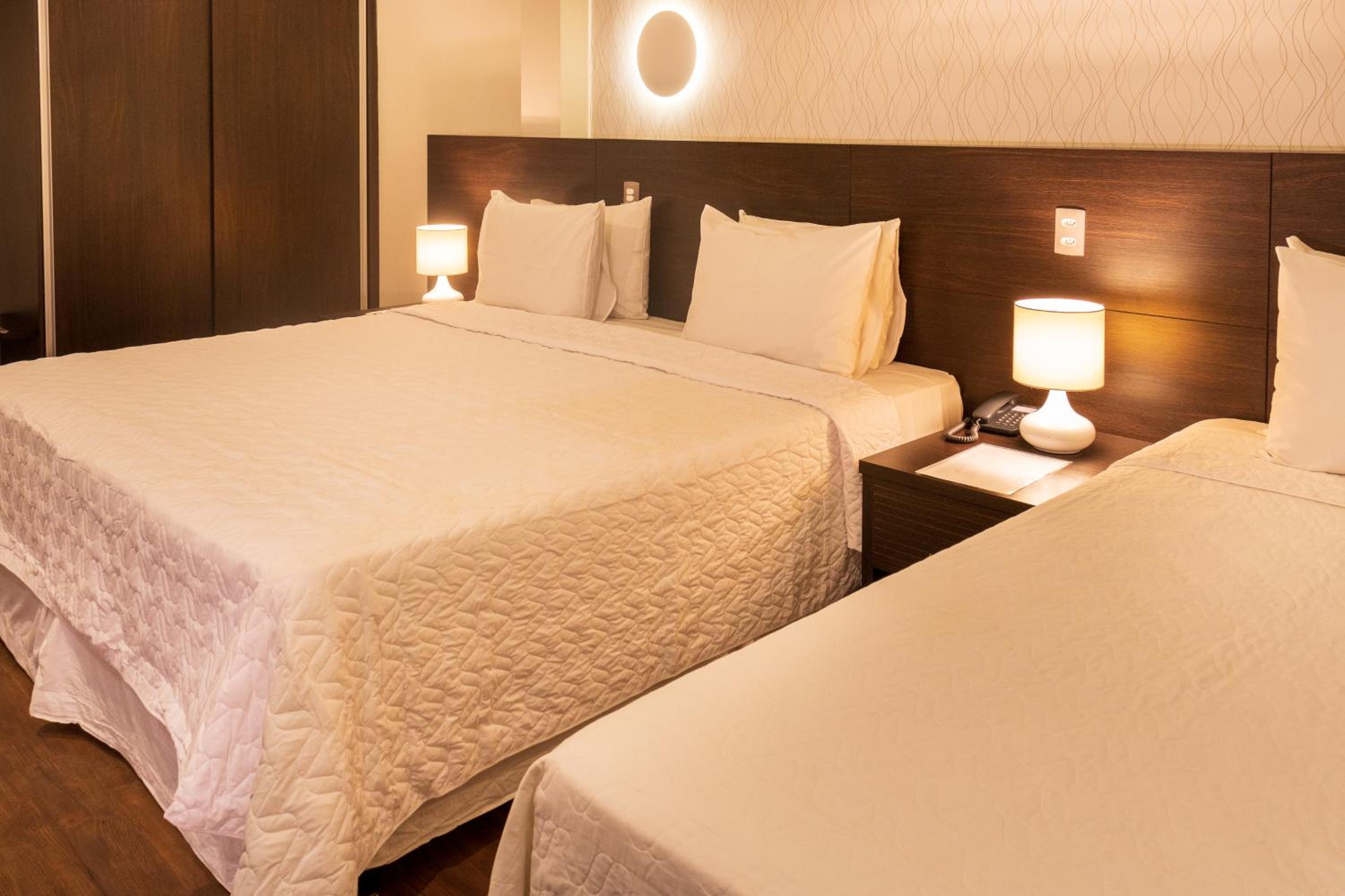 Superior King Suite photo 1