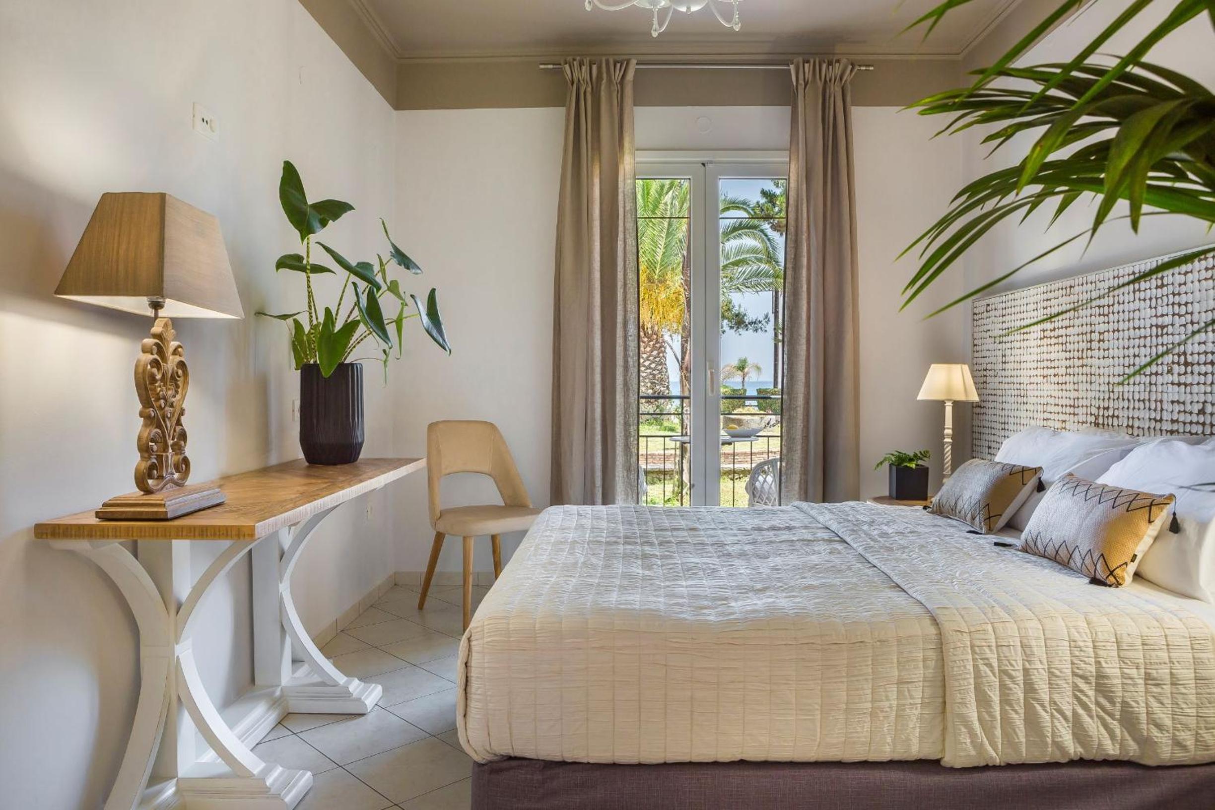 Superior Room with Sea View - Photo 1