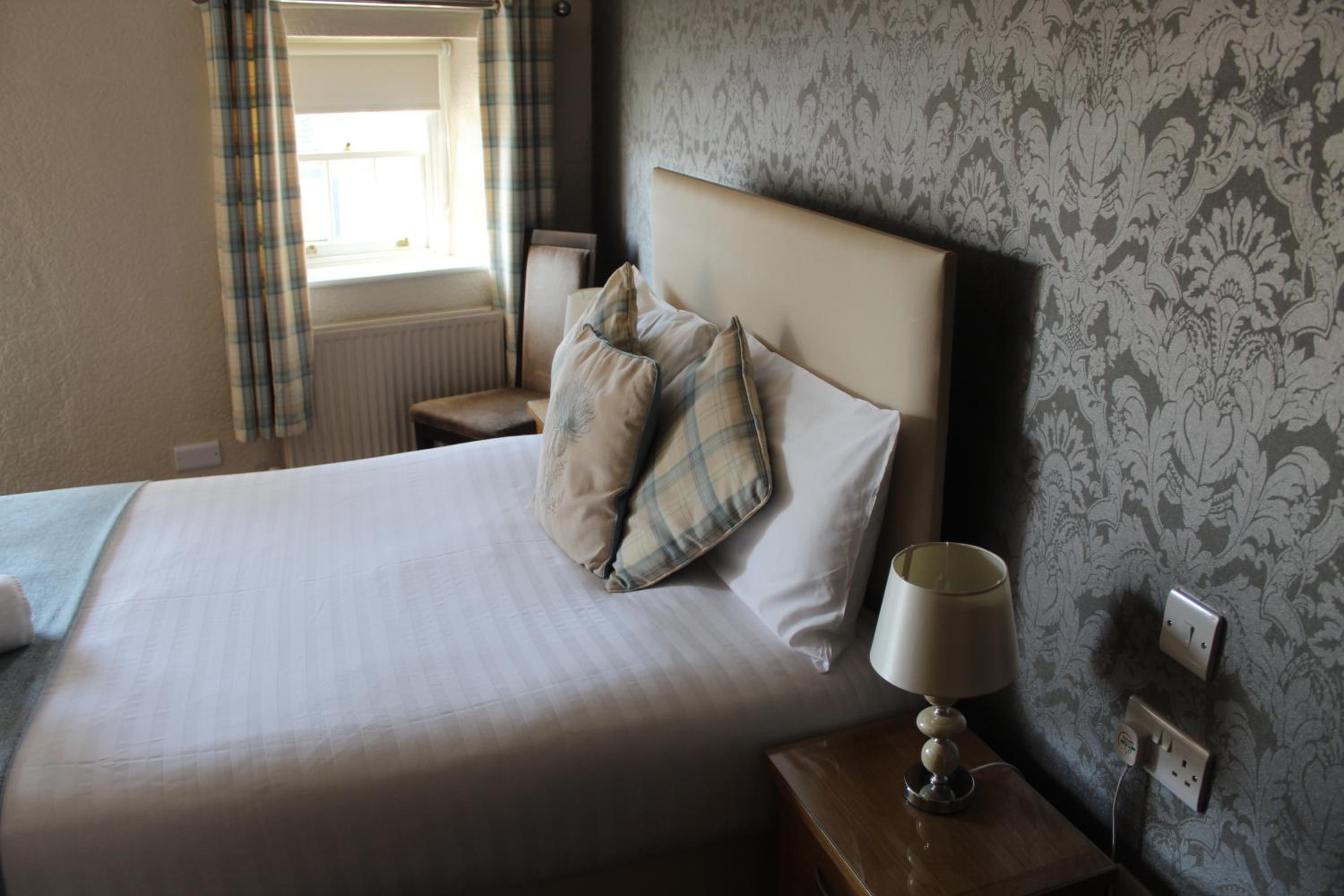 Double Room with Private Bathroom - Photo 5
